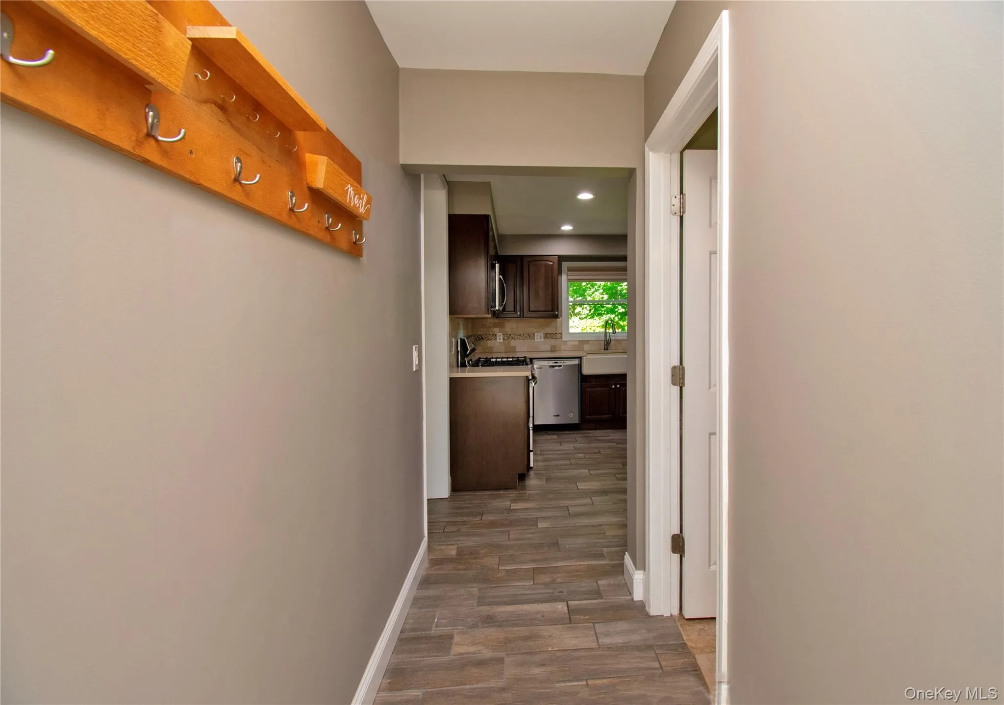 154 Spring Valley Street, Beacon, NY, 2 Bedrooms Bedrooms, 4 Rooms Rooms,1 BathroomBathrooms,Residential Lease,For Rent,Spring Valley,0,1011994 154 Spring Valley Street, Beacon, NY, 2 Bedrooms Bedrooms, 4 Rooms Rooms,1 BathroomBathrooms,Residential Lease,For Rent,Spring Valley,0,1011994