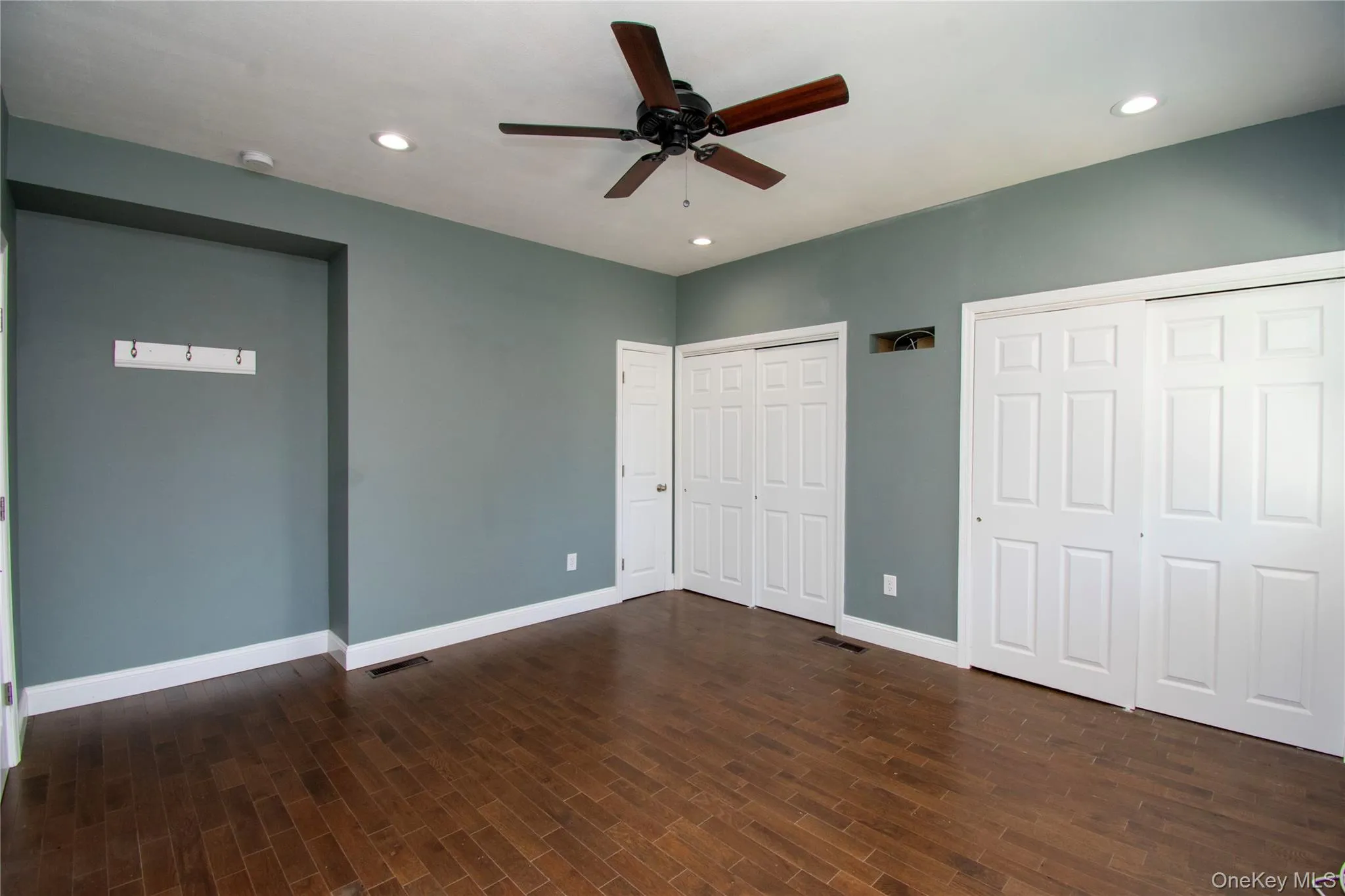 154 Spring Valley Street, Beacon, NY, 2 Bedrooms Bedrooms, 4 Rooms Rooms,1 BathroomBathrooms,Residential Lease,For Rent,Spring Valley,0,1011994 154 Spring Valley Street, Beacon, NY, 2 Bedrooms Bedrooms, 4 Rooms Rooms,1 BathroomBathrooms,Residential Lease,For Rent,Spring Valley,0,1011994