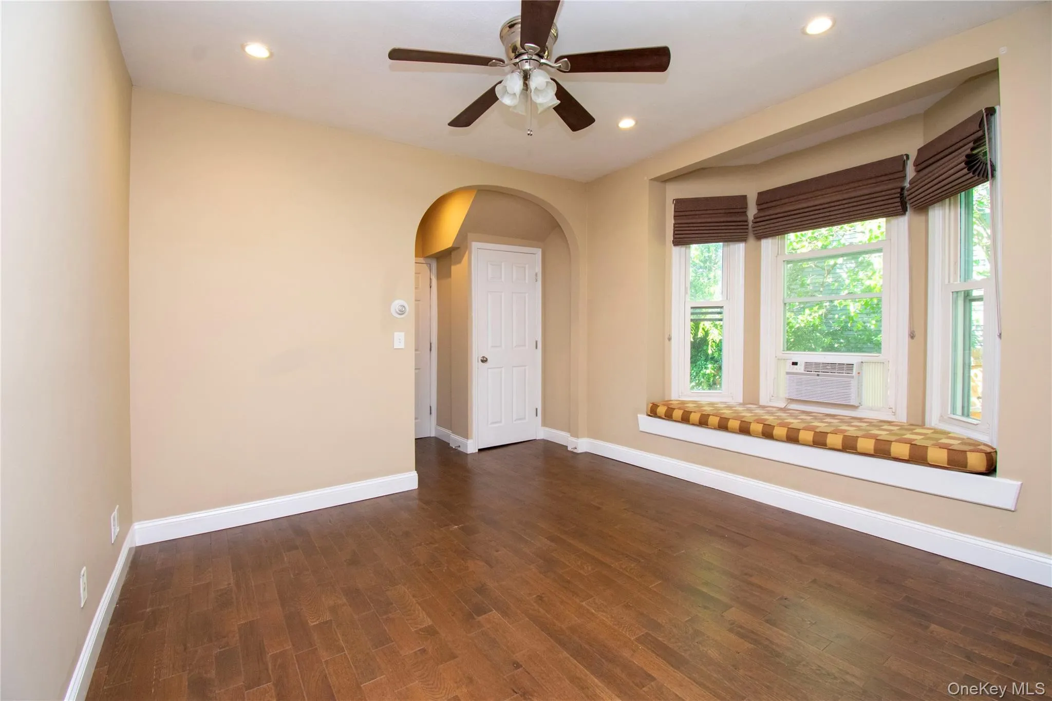 154 Spring Valley Street, Beacon, NY, 2 Bedrooms Bedrooms, 4 Rooms Rooms,1 BathroomBathrooms,Residential Lease,For Rent,Spring Valley,0,1011994 154 Spring Valley Street, Beacon, NY, 2 Bedrooms Bedrooms, 4 Rooms Rooms,1 BathroomBathrooms,Residential Lease,For Rent,Spring Valley,0,1011994