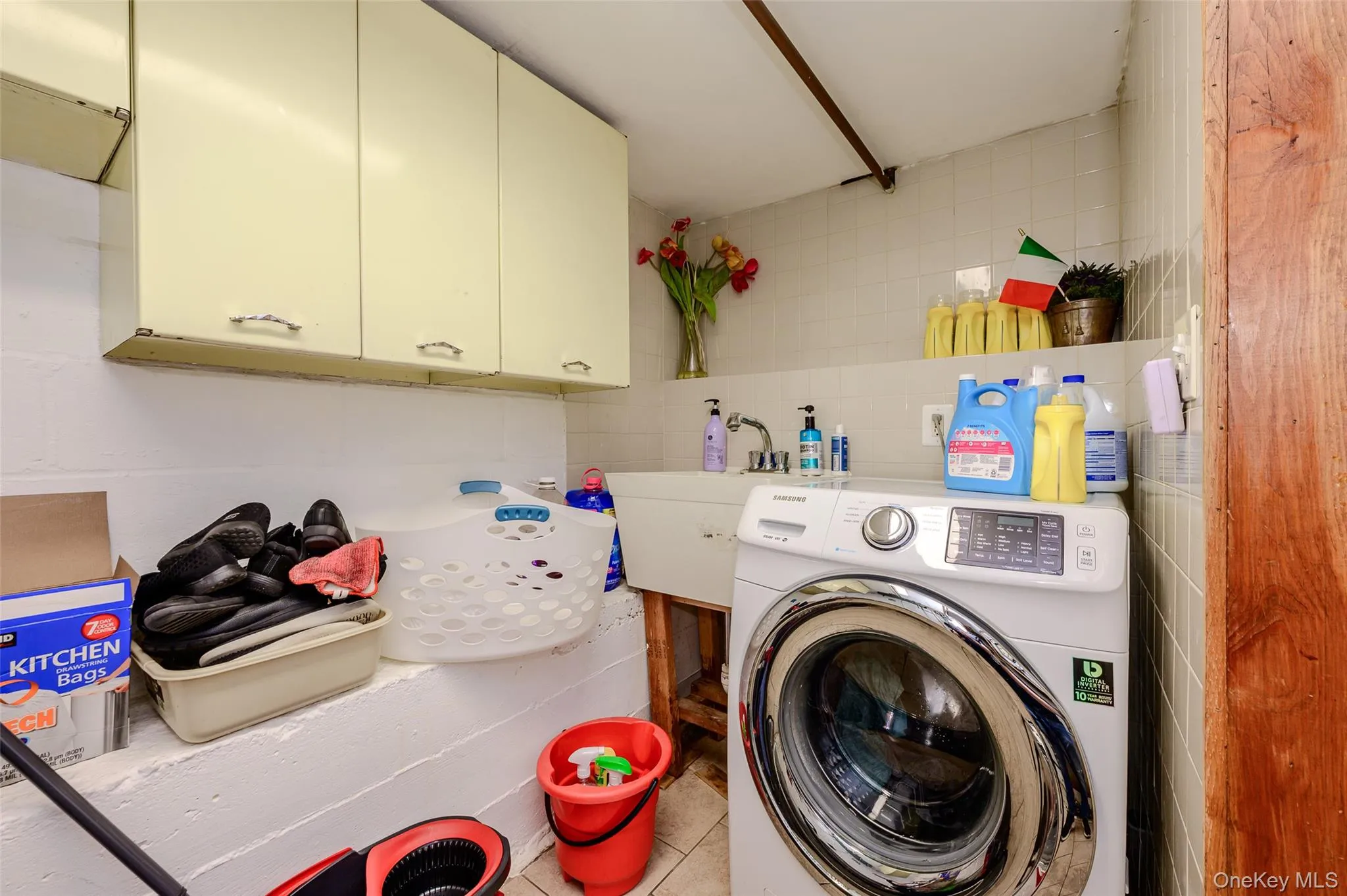 84 Ridgewood Avenue, Yonkers, NY, 3 Bedrooms Bedrooms, 6 Rooms Rooms,1 BathroomBathrooms,Residential,For Rent,Ridgewood,0,1011995 84 Ridgewood Avenue, Yonkers, NY, 3 Bedrooms Bedrooms, 6 Rooms Rooms,1 BathroomBathrooms,Residential,For Rent,Ridgewood,0,1011995