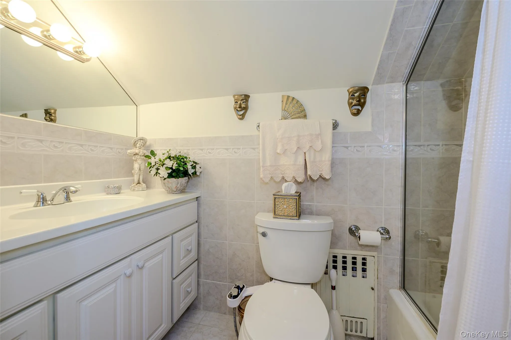 84 Ridgewood Avenue, Yonkers, NY, 3 Bedrooms Bedrooms, 6 Rooms Rooms,1 BathroomBathrooms,Residential,For Rent,Ridgewood,0,1011995 84 Ridgewood Avenue, Yonkers, NY, 3 Bedrooms Bedrooms, 6 Rooms Rooms,1 BathroomBathrooms,Residential,For Rent,Ridgewood,0,1011995
