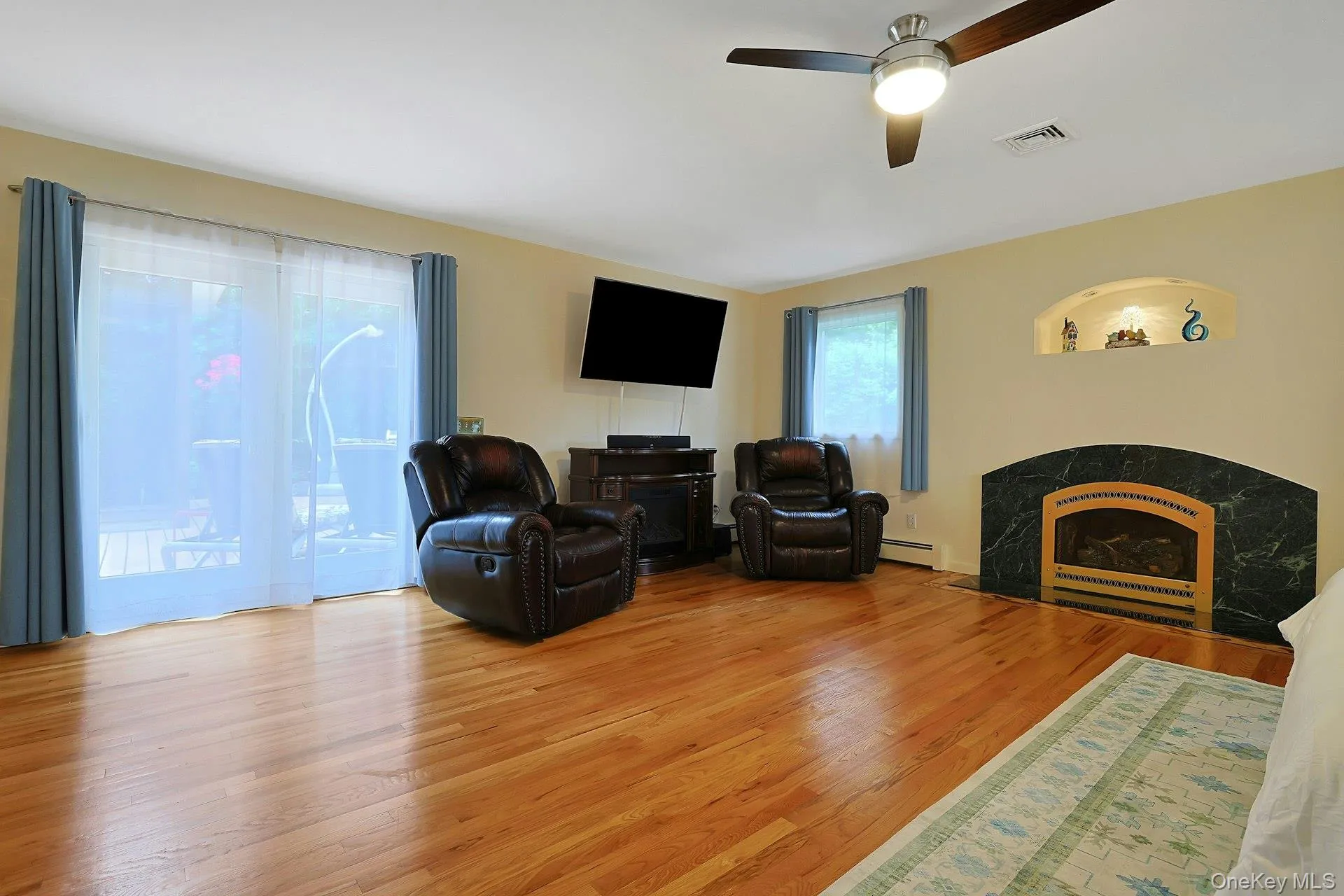 185 Lincoln Street, Orangetown, NY, 4 Bedrooms Bedrooms, 8 Rooms Rooms,2 BathroomsBathrooms,Residential,For Rent,Lincoln,0,1011998 185 Lincoln Street, Orangetown, NY, 4 Bedrooms Bedrooms, 8 Rooms Rooms,2 BathroomsBathrooms,Residential,For Rent,Lincoln,0,1011998