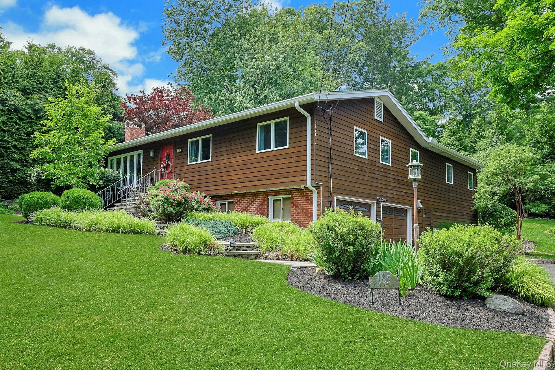 185 Lincoln Street, Orangetown, NY, 4 Bedrooms Bedrooms, 8 Rooms Rooms,2 BathroomsBathrooms,Residential,For Rent,Lincoln,0,1011998 185 Lincoln Street, Orangetown, NY, 4 Bedrooms Bedrooms, 8 Rooms Rooms,2 BathroomsBathrooms,Residential,For Rent,Lincoln,0,1011998