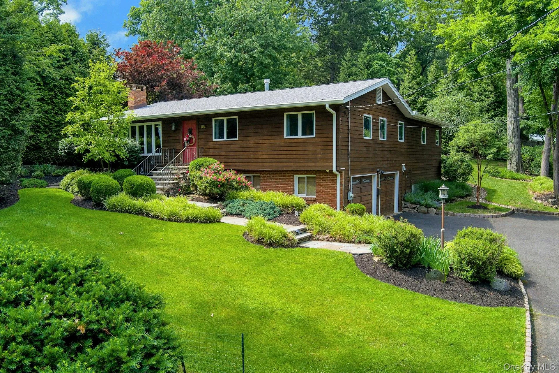 185 Lincoln Street, Orangetown, NY, 4 Bedrooms Bedrooms, 8 Rooms Rooms,2 BathroomsBathrooms,Residential,For Rent,Lincoln,0,1011998 185 Lincoln Street, Orangetown, NY, 4 Bedrooms Bedrooms, 8 Rooms Rooms,2 BathroomsBathrooms,Residential,For Rent,Lincoln,0,1011998