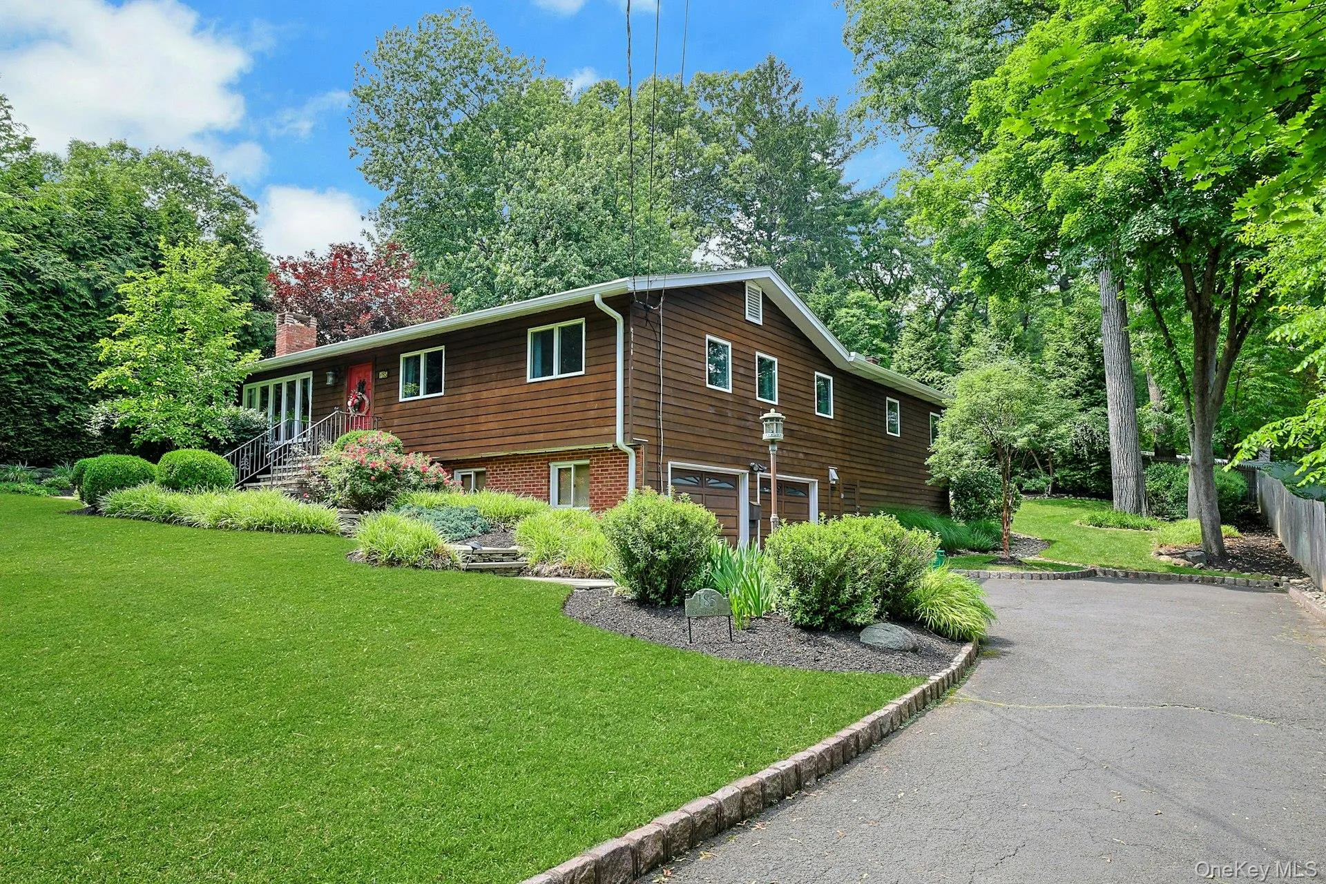185 Lincoln Street, Orangetown, NY, 4 Bedrooms Bedrooms, 8 Rooms Rooms,2 BathroomsBathrooms,Residential,For Rent,Lincoln,0,1011998 185 Lincoln Street, Orangetown, NY, 4 Bedrooms Bedrooms, 8 Rooms Rooms,2 BathroomsBathrooms,Residential,For Rent,Lincoln,0,1011998