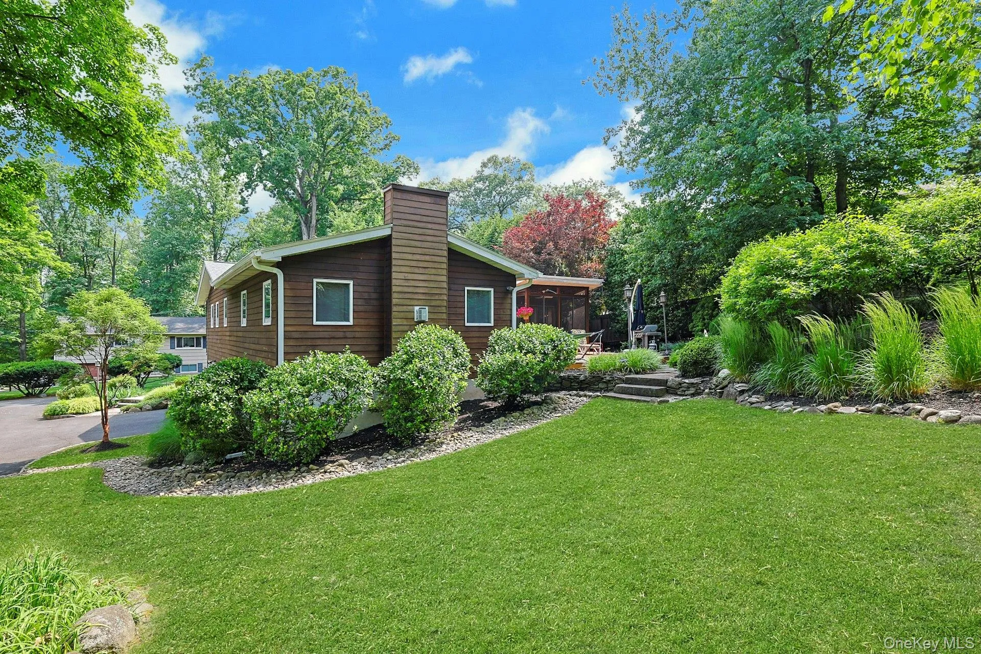 185 Lincoln Street, Orangetown, NY, 4 Bedrooms Bedrooms, 8 Rooms Rooms,2 BathroomsBathrooms,Residential,For Rent,Lincoln,0,1011998 185 Lincoln Street, Orangetown, NY, 4 Bedrooms Bedrooms, 8 Rooms Rooms,2 BathroomsBathrooms,Residential,For Rent,Lincoln,0,1011998
