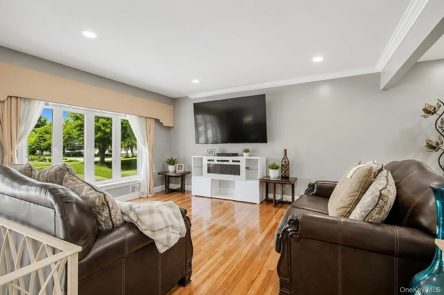 34 Fairdale Drive, Islip, NY, 5 Bedrooms Bedrooms, 9 Rooms Rooms,2 BathroomsBathrooms,Residential,For Rent,Fairdale,0,1012001 34 Fairdale Drive, Islip, NY, 5 Bedrooms Bedrooms, 9 Rooms Rooms,2 BathroomsBathrooms,Residential,For Rent,Fairdale,0,1012001