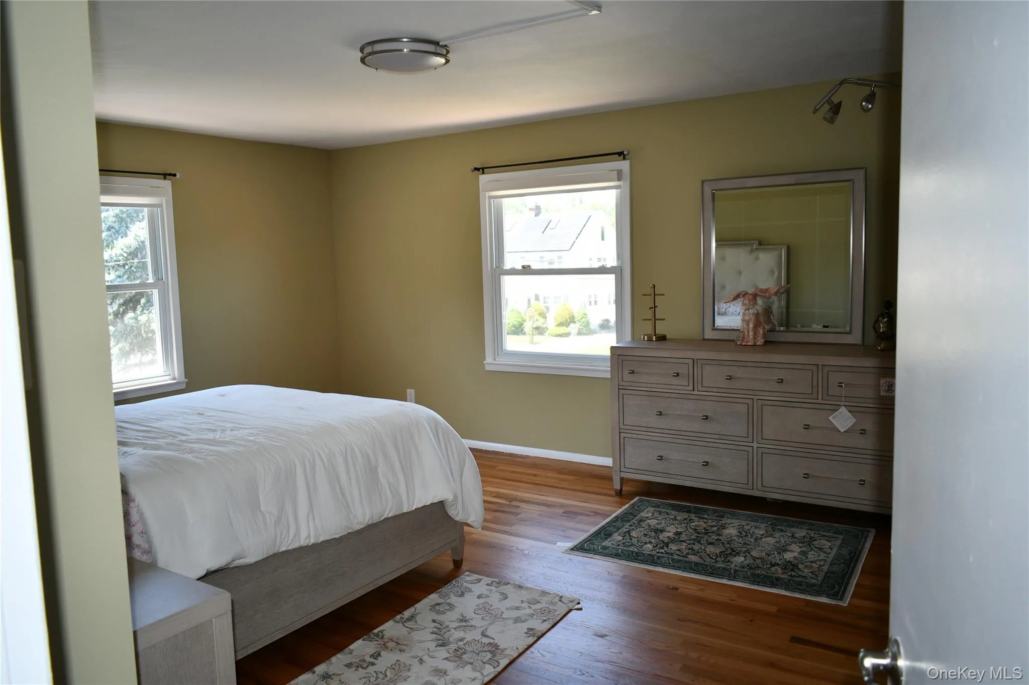 280 Park Avenue, North Hempstead, NY, 5 Bedrooms Bedrooms, 11 Rooms Rooms,3 BathroomsBathrooms,Residential,For Rent,Park,0,1012002 280 Park Avenue, North Hempstead, NY, 5 Bedrooms Bedrooms, 11 Rooms Rooms,3 BathroomsBathrooms,Residential,For Rent,Park,0,1012002