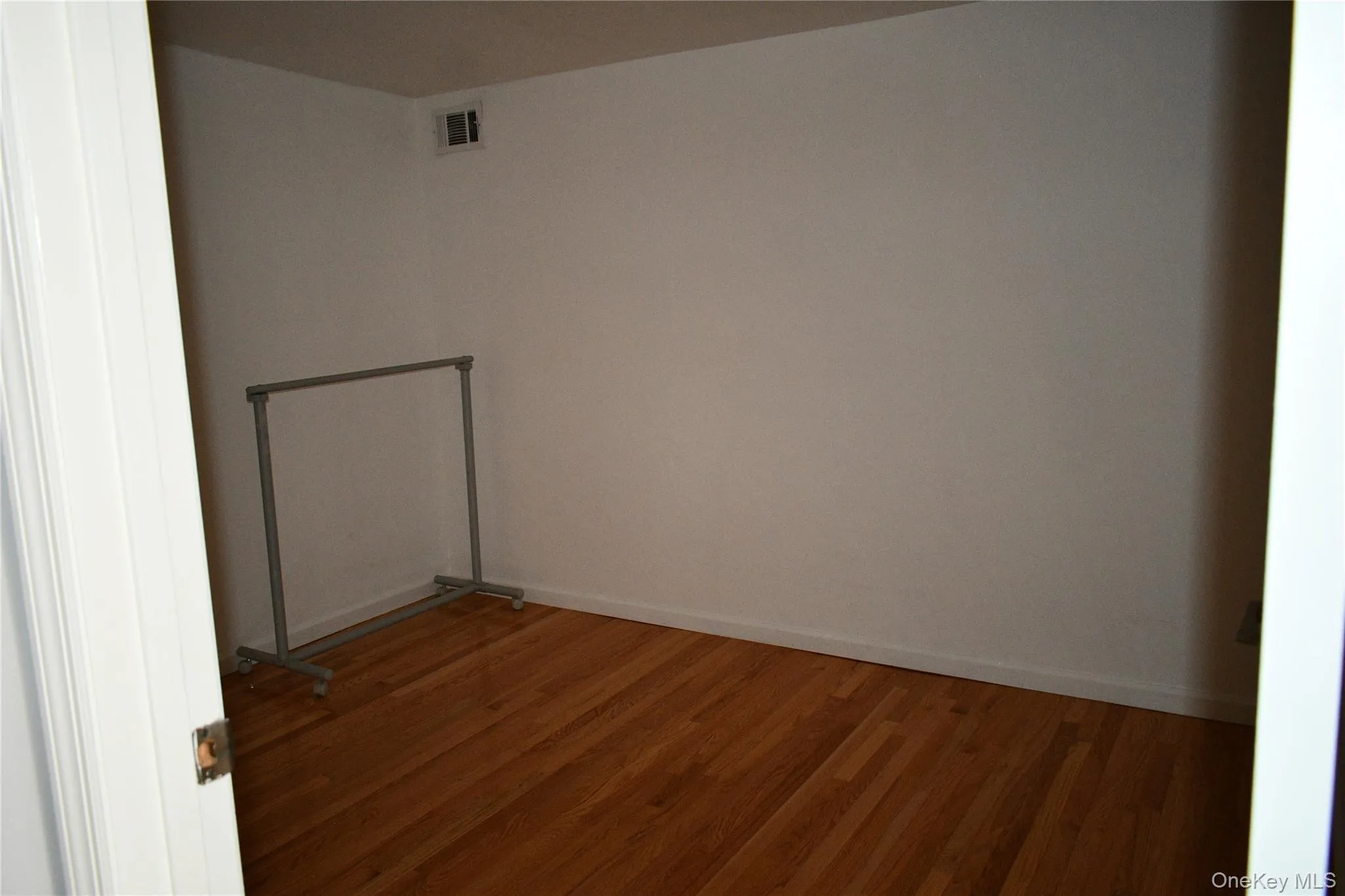 280 Park Avenue, North Hempstead, NY, 5 Bedrooms Bedrooms, 11 Rooms Rooms,3 BathroomsBathrooms,Residential,For Rent,Park,0,1012002 280 Park Avenue, North Hempstead, NY, 5 Bedrooms Bedrooms, 11 Rooms Rooms,3 BathroomsBathrooms,Residential,For Rent,Park,0,1012002