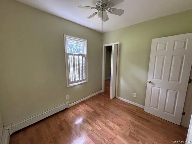 22 5th Street, Huntington, NY, 2 Bedrooms Bedrooms, 5 Rooms Rooms,1 BathroomBathrooms,Residential,For Rent,5th,0,1012003 22 5th Street, Huntington, NY, 2 Bedrooms Bedrooms, 5 Rooms Rooms,1 BathroomBathrooms,Residential,For Rent,5th,0,1012003