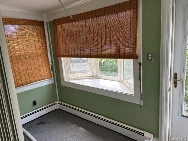 22 5th Street, Huntington, NY, 2 Bedrooms Bedrooms, 5 Rooms Rooms,1 BathroomBathrooms,Residential,For Rent,5th,0,1012003 22 5th Street, Huntington, NY, 2 Bedrooms Bedrooms, 5 Rooms Rooms,1 BathroomBathrooms,Residential,For Rent,5th,0,1012003