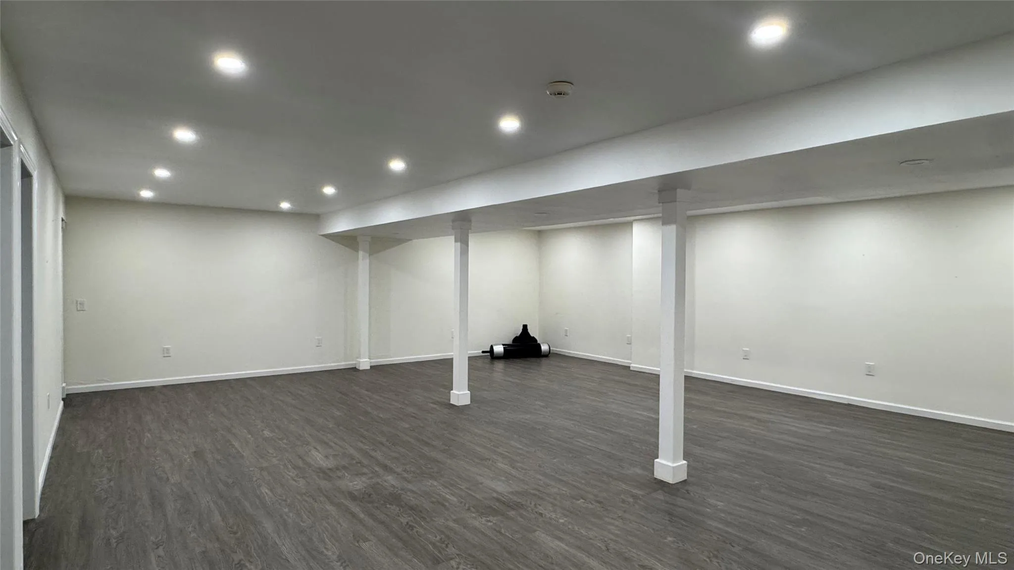 20 Kettlepond Road, Oyster Bay, NY, 4 Bedrooms Bedrooms, 8 Rooms Rooms,3 BathroomsBathrooms,Residential,For Rent,Kettlepond,0,1012006 20 Kettlepond Road, Oyster Bay, NY, 4 Bedrooms Bedrooms, 8 Rooms Rooms,3 BathroomsBathrooms,Residential,For Rent,Kettlepond,0,1012006