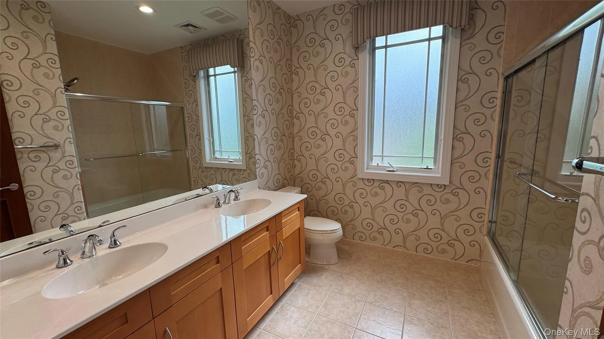 20 Kettlepond Road, Oyster Bay, NY, 4 Bedrooms Bedrooms, 8 Rooms Rooms,3 BathroomsBathrooms,Residential,For Rent,Kettlepond,0,1012006 20 Kettlepond Road, Oyster Bay, NY, 4 Bedrooms Bedrooms, 8 Rooms Rooms,3 BathroomsBathrooms,Residential,For Rent,Kettlepond,0,1012006