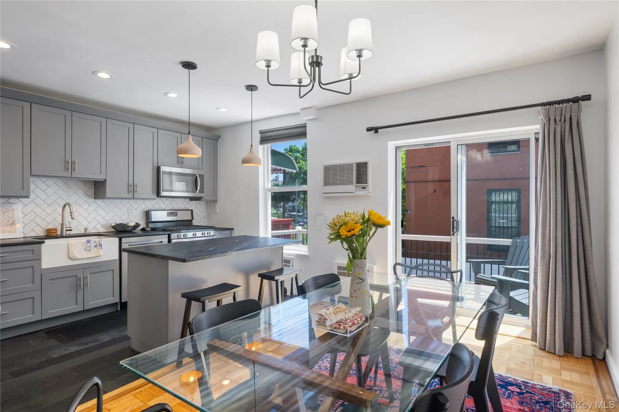 3446 Corlear Avenue, New York, NY, 3 Bedrooms Bedrooms, 5 Rooms Rooms,1 BathroomBathrooms,Residential Lease,For Rent,Corlear,0,1012008 3446 Corlear Avenue, New York, NY, 3 Bedrooms Bedrooms, 5 Rooms Rooms,1 BathroomBathrooms,Residential Lease,For Rent,Corlear,0,1012008