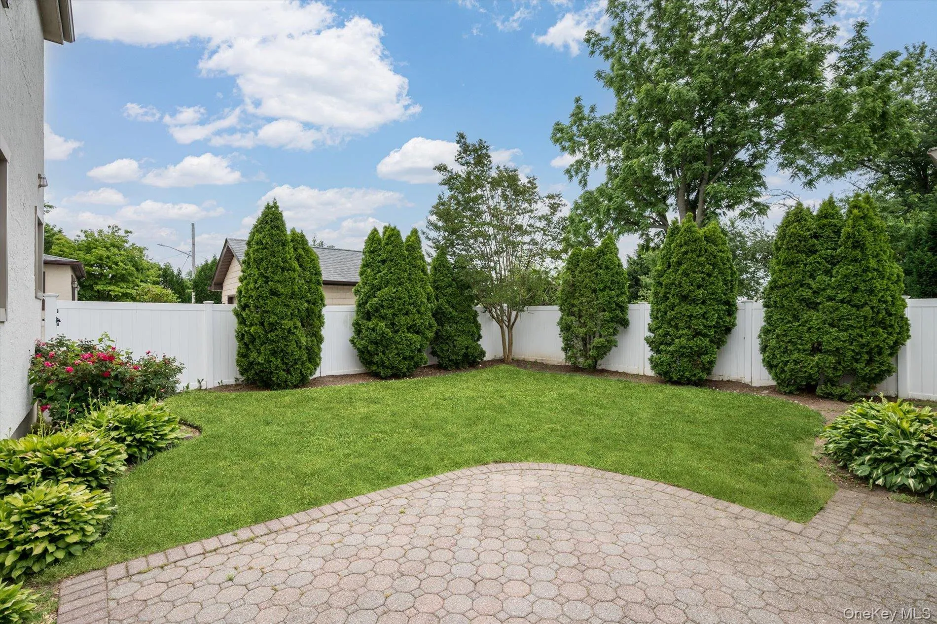 8 May Court, Hempstead, NY, 3 Bedrooms Bedrooms, 9 Rooms Rooms,1 BathroomBathrooms,Residential,For Rent,May,0,1012014 8 May Court, Hempstead, NY, 3 Bedrooms Bedrooms, 9 Rooms Rooms,1 BathroomBathrooms,Residential,For Rent,May,0,1012014