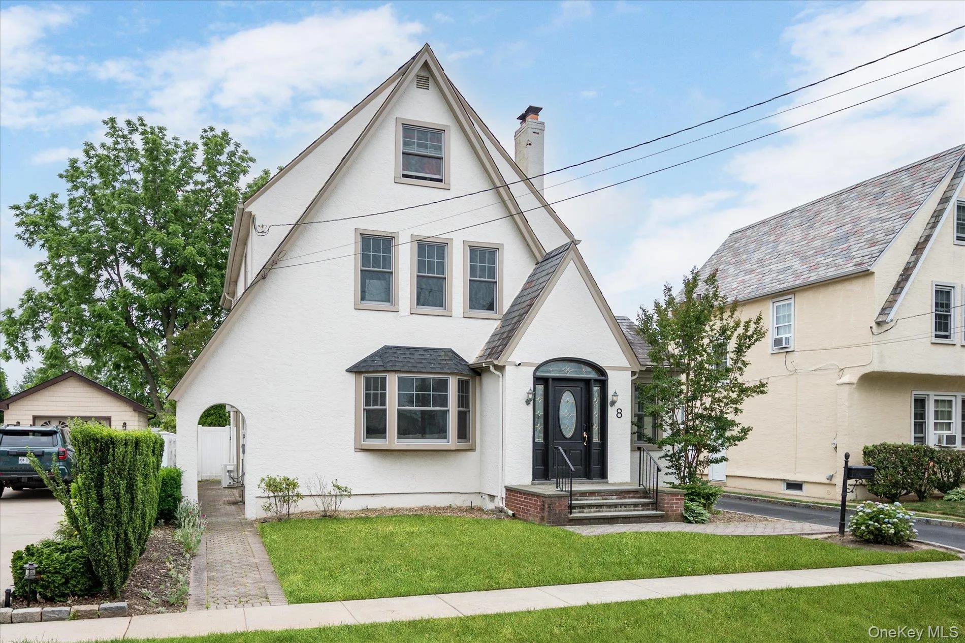 8 May Court, Hempstead, NY, 3 Bedrooms Bedrooms, 9 Rooms Rooms,1 BathroomBathrooms,Residential,For Rent,May,0,1012014 8 May Court, Hempstead, NY, 3 Bedrooms Bedrooms, 9 Rooms Rooms,1 BathroomBathrooms,Residential,For Rent,May,0,1012014