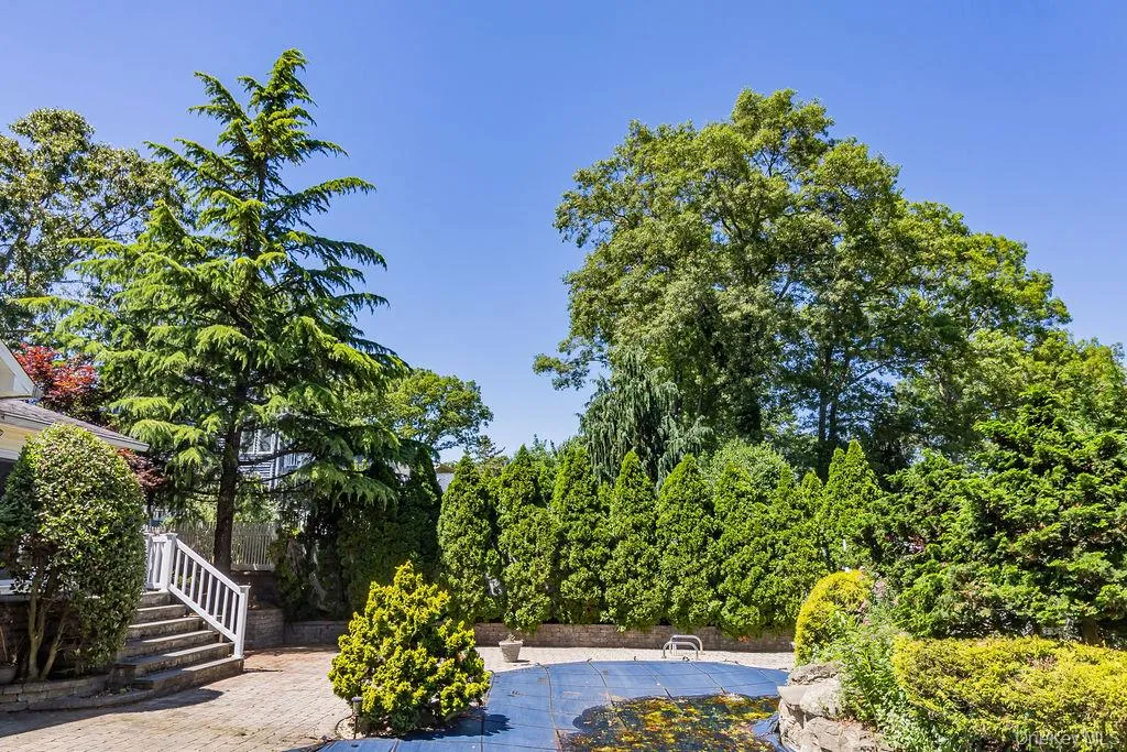 229 Alexander Avenue, Smithtown, NY, 4 Bedrooms Bedrooms, 8 Rooms Rooms,2 BathroomsBathrooms,Residential,For Rent,Alexander,0,KEY1012015 229 Alexander Avenue, Smithtown, NY, 4 Bedrooms Bedrooms, 8 Rooms Rooms,2 BathroomsBathrooms,Residential,For Rent,Alexander,0,KEY1012015