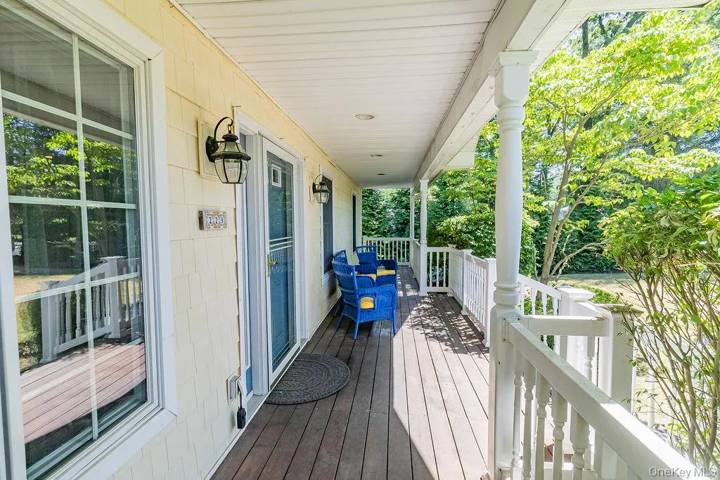 229 Alexander Avenue, Smithtown, NY, 4 Bedrooms Bedrooms, 8 Rooms Rooms,2 BathroomsBathrooms,Residential,For Rent,Alexander,0,KEY1012015 229 Alexander Avenue, Smithtown, NY, 4 Bedrooms Bedrooms, 8 Rooms Rooms,2 BathroomsBathrooms,Residential,For Rent,Alexander,0,KEY1012015