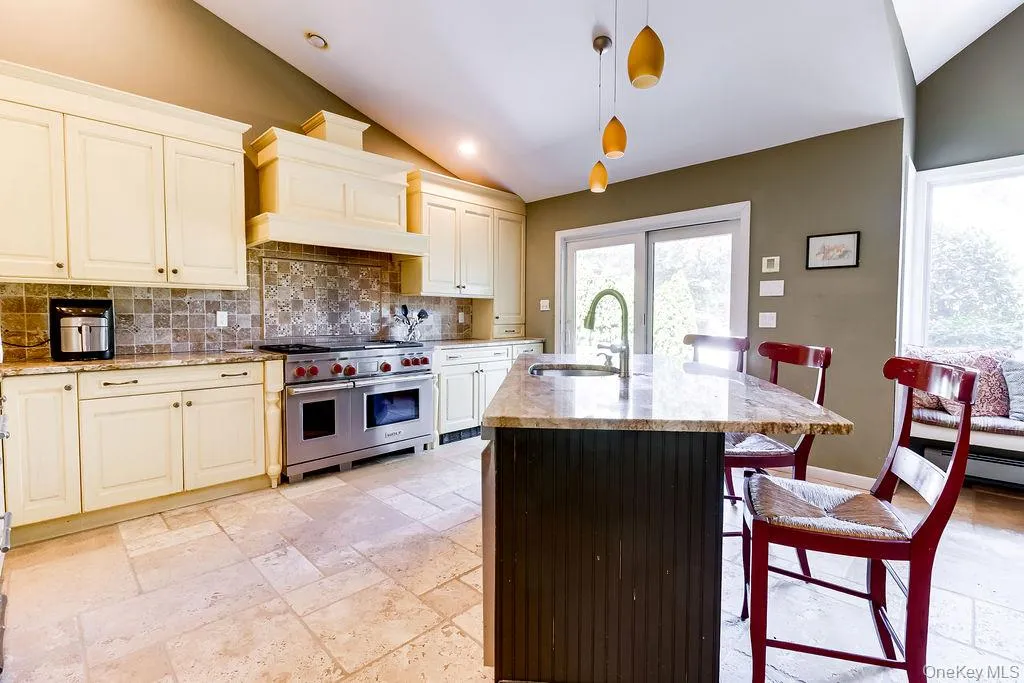 229 Alexander Avenue, Smithtown, NY, 4 Bedrooms Bedrooms, 8 Rooms Rooms,2 BathroomsBathrooms,Residential,For Rent,Alexander,0,KEY1012015 229 Alexander Avenue, Smithtown, NY, 4 Bedrooms Bedrooms, 8 Rooms Rooms,2 BathroomsBathrooms,Residential,For Rent,Alexander,0,KEY1012015