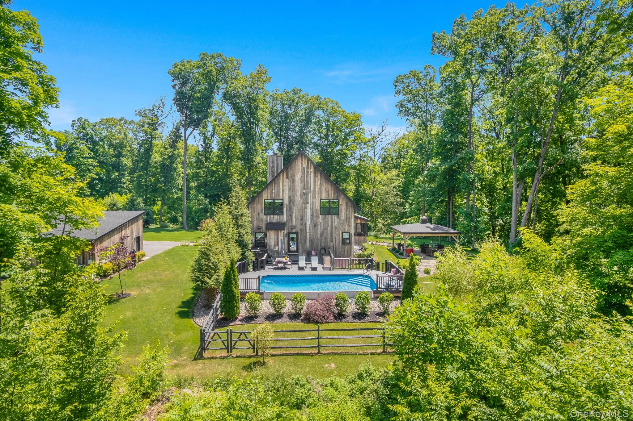 62 Flower Road, East Fishkill, NY, 3 Bedrooms Bedrooms, 10 Rooms Rooms,2 BathroomsBathrooms,Residential,For Rent,Flower,0,1012017 62 Flower Road, East Fishkill, NY, 3 Bedrooms Bedrooms, 10 Rooms Rooms,2 BathroomsBathrooms,Residential,For Rent,Flower,0,1012017