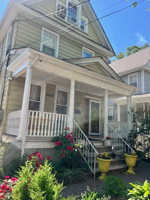 8424 109th Street, New York, NY, 5 Bedrooms Bedrooms, 8 Rooms Rooms,3 BathroomsBathrooms,Residential,For Rent,109th,0,1012018 8424 109th Street, New York, NY, 5 Bedrooms Bedrooms, 8 Rooms Rooms,3 BathroomsBathrooms,Residential,For Rent,109th,0,1012018