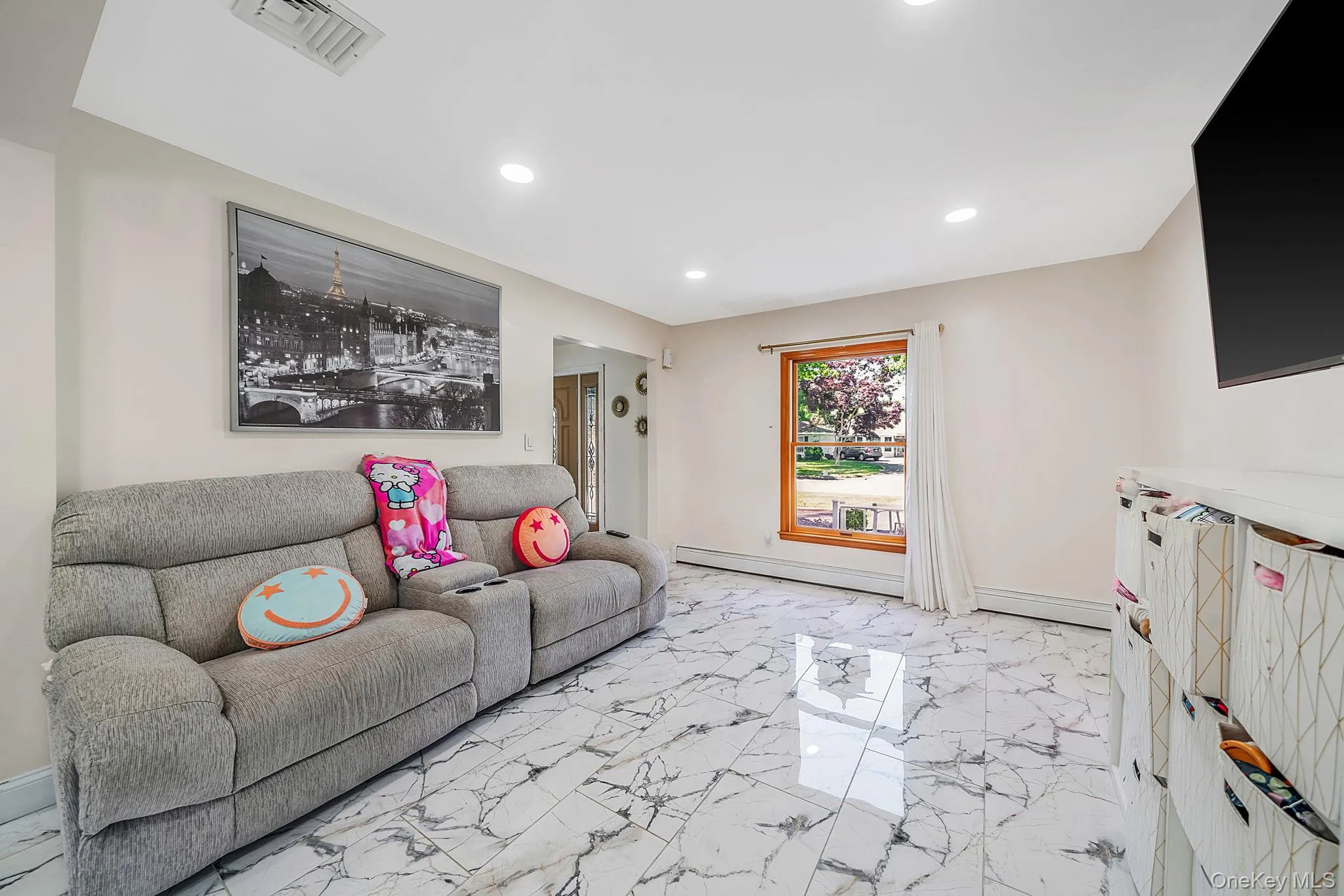 5 Priscilla Avenue, Brookhaven, NY, 4 Bedrooms Bedrooms, 9 Rooms Rooms,2 BathroomsBathrooms,Residential,For Rent,Priscilla,0,1012020 5 Priscilla Avenue, Brookhaven, NY, 4 Bedrooms Bedrooms, 9 Rooms Rooms,2 BathroomsBathrooms,Residential,For Rent,Priscilla,0,1012020