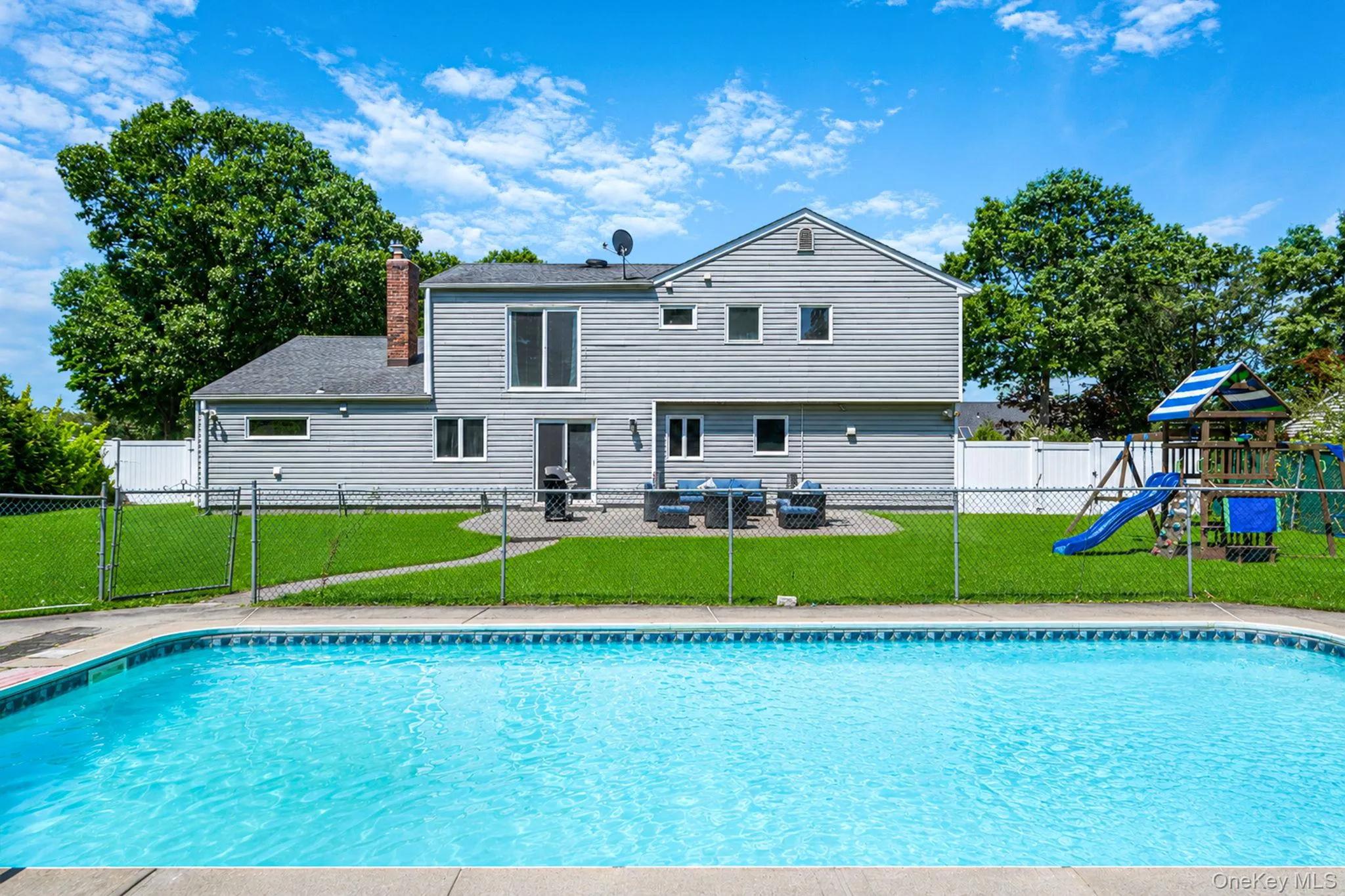 5 Priscilla Avenue, Brookhaven, NY, 4 Bedrooms Bedrooms, 9 Rooms Rooms,2 BathroomsBathrooms,Residential,For Rent,Priscilla,0,1012020 5 Priscilla Avenue, Brookhaven, NY, 4 Bedrooms Bedrooms, 9 Rooms Rooms,2 BathroomsBathrooms,Residential,For Rent,Priscilla,0,1012020