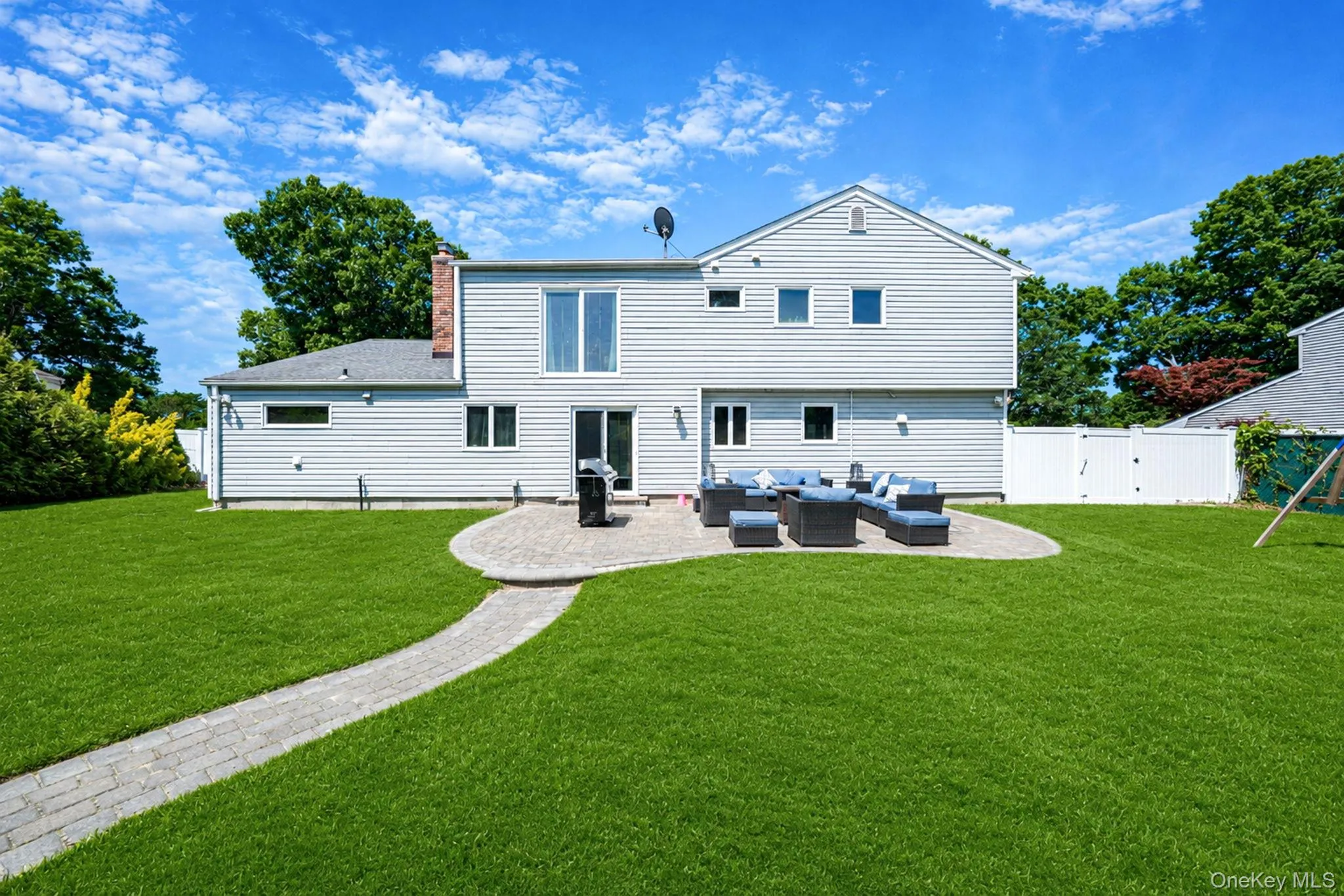 5 Priscilla Avenue, Brookhaven, NY, 4 Bedrooms Bedrooms, 9 Rooms Rooms,2 BathroomsBathrooms,Residential,For Rent,Priscilla,0,1012020 5 Priscilla Avenue, Brookhaven, NY, 4 Bedrooms Bedrooms, 9 Rooms Rooms,2 BathroomsBathrooms,Residential,For Rent,Priscilla,0,1012020