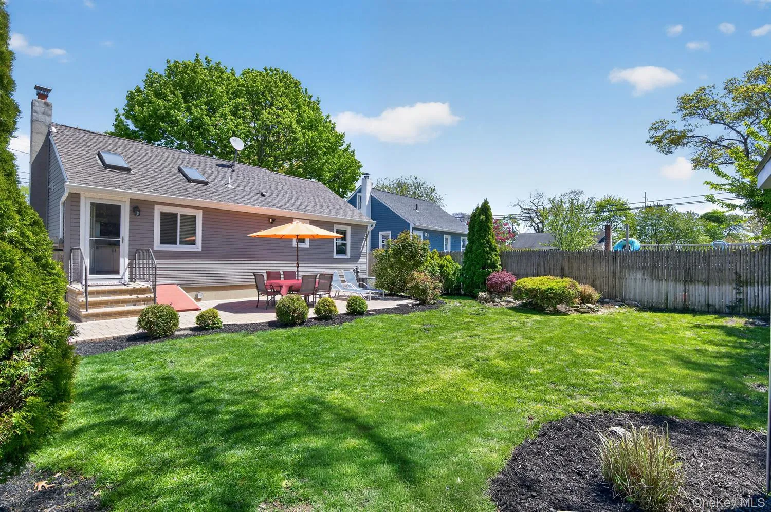 105 Hamilton Avenue, Babylon, NY, 2 Bedrooms Bedrooms, 5 Rooms Rooms,1 BathroomBathrooms,Residential,For Rent,Hamilton,0,1012025 105 Hamilton Avenue, Babylon, NY, 2 Bedrooms Bedrooms, 5 Rooms Rooms,1 BathroomBathrooms,Residential,For Rent,Hamilton,0,1012025