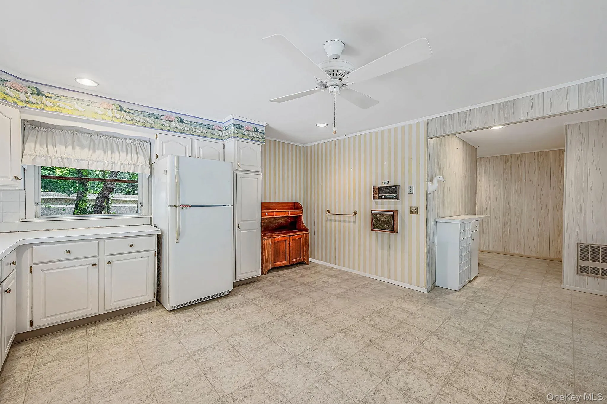 1520 Meday Avenue, Southold, NY, 5 Bedrooms Bedrooms, 9 Rooms Rooms,4 BathroomsBathrooms,Residential,For Rent,Meday,0,1012027 1520 Meday Avenue, Southold, NY, 5 Bedrooms Bedrooms, 9 Rooms Rooms,4 BathroomsBathrooms,Residential,For Rent,Meday,0,1012027