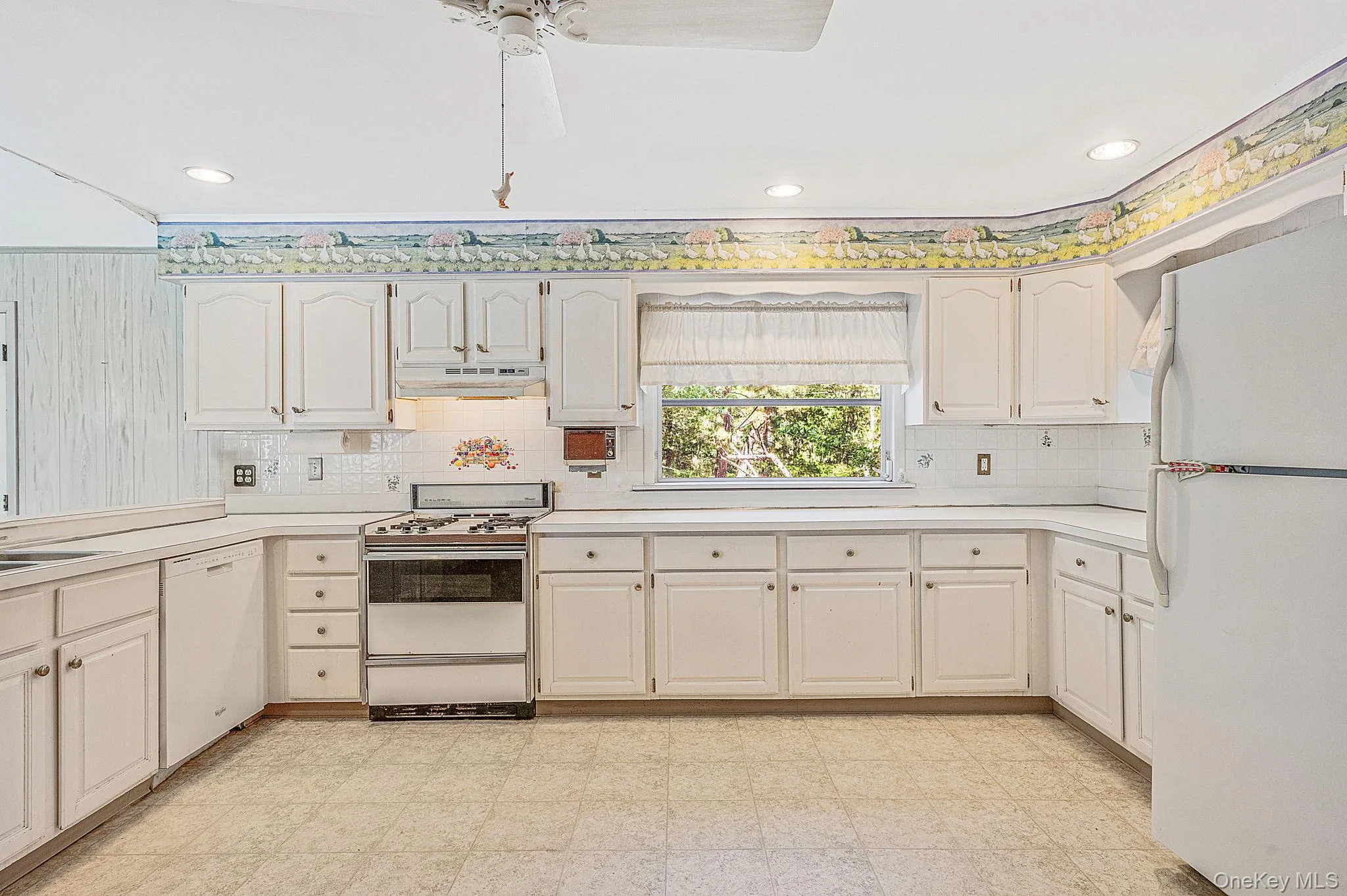1520 Meday Avenue, Southold, NY, 5 Bedrooms Bedrooms, 9 Rooms Rooms,4 BathroomsBathrooms,Residential,For Rent,Meday,0,1012027 1520 Meday Avenue, Southold, NY, 5 Bedrooms Bedrooms, 9 Rooms Rooms,4 BathroomsBathrooms,Residential,For Rent,Meday,0,1012027