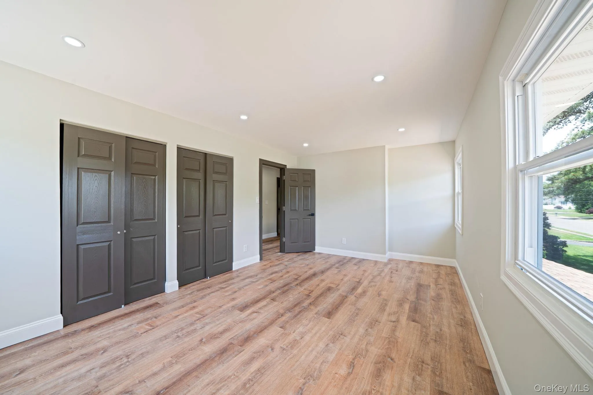 130 Greenbelt Parkway, Islip, NY, 4 Bedrooms Bedrooms, 8 Rooms Rooms,2 BathroomsBathrooms,Residential,For Rent,Greenbelt,0,KEY1012030 130 Greenbelt Parkway, Islip, NY, 4 Bedrooms Bedrooms, 8 Rooms Rooms,2 BathroomsBathrooms,Residential,For Rent,Greenbelt,0,KEY1012030