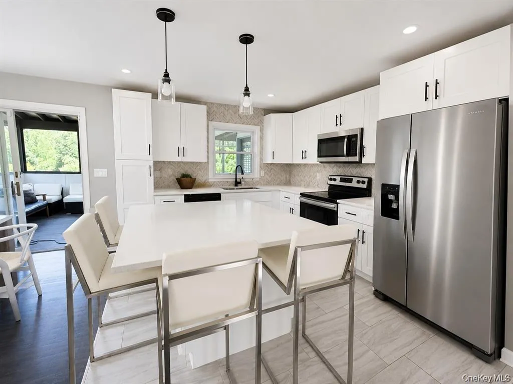 15 Nepale Drive, New Paltz, NY, 6 Bedrooms Bedrooms, 10 Rooms Rooms,2 BathroomsBathrooms,Residential Lease,For Rent,Nepale,0,1012032 15 Nepale Drive, New Paltz, NY, 6 Bedrooms Bedrooms, 10 Rooms Rooms,2 BathroomsBathrooms,Residential Lease,For Rent,Nepale,0,1012032