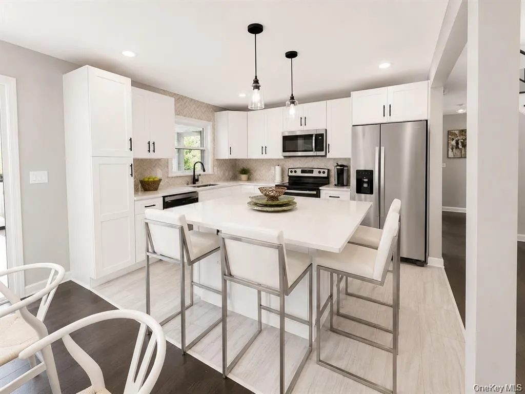 15 Nepale Drive, New Paltz, NY, 6 Bedrooms Bedrooms, 10 Rooms Rooms,2 BathroomsBathrooms,Residential Lease,For Rent,Nepale,0,1012032 15 Nepale Drive, New Paltz, NY, 6 Bedrooms Bedrooms, 10 Rooms Rooms,2 BathroomsBathrooms,Residential Lease,For Rent,Nepale,0,1012032