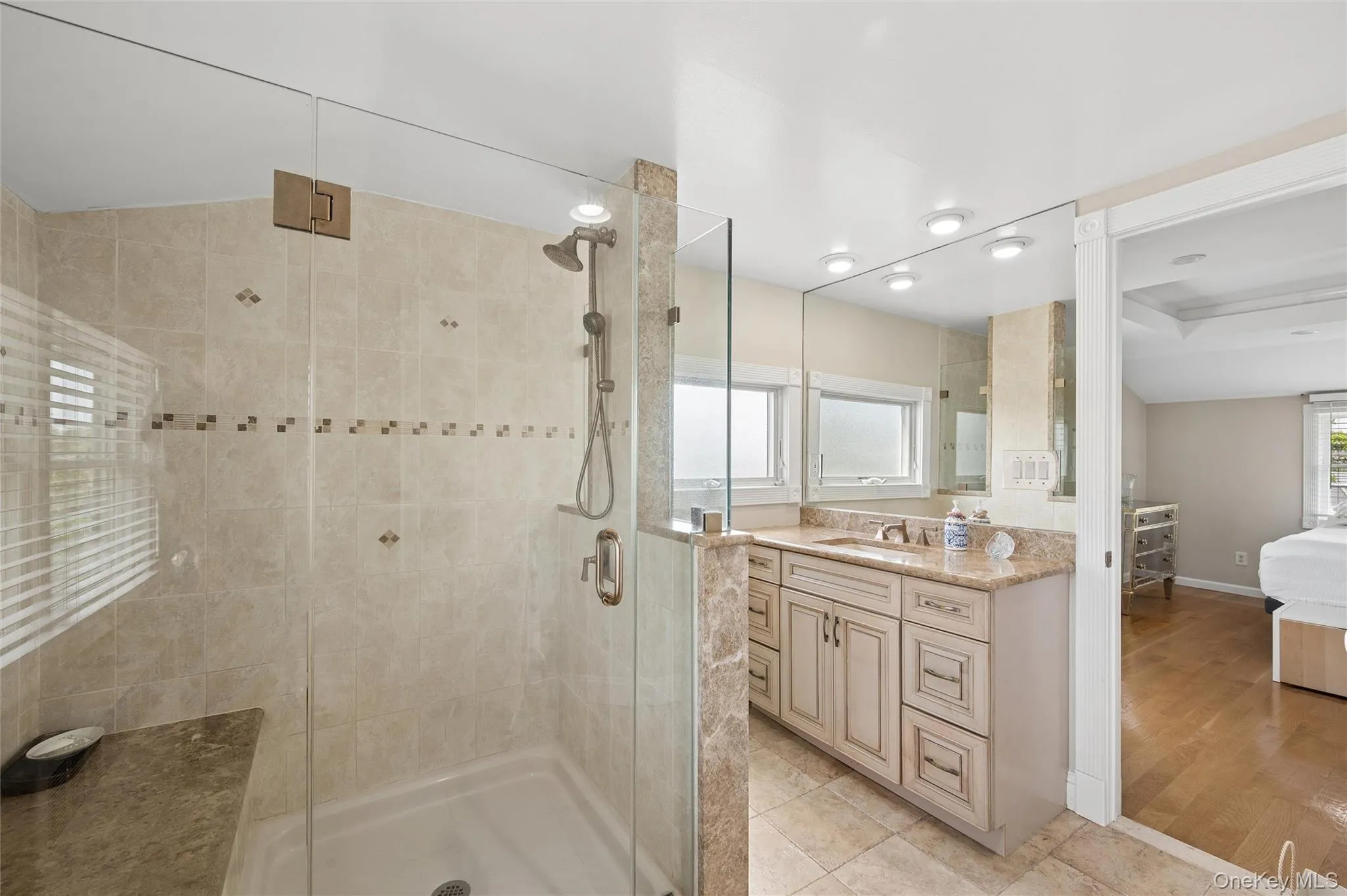32 Carriage Lane, Hempstead, NY, 4 Bedrooms Bedrooms, 8 Rooms Rooms,3 BathroomsBathrooms,Residential,For Rent,Carriage,0,1012035 32 Carriage Lane, Hempstead, NY, 4 Bedrooms Bedrooms, 8 Rooms Rooms,3 BathroomsBathrooms,Residential,For Rent,Carriage,0,1012035
