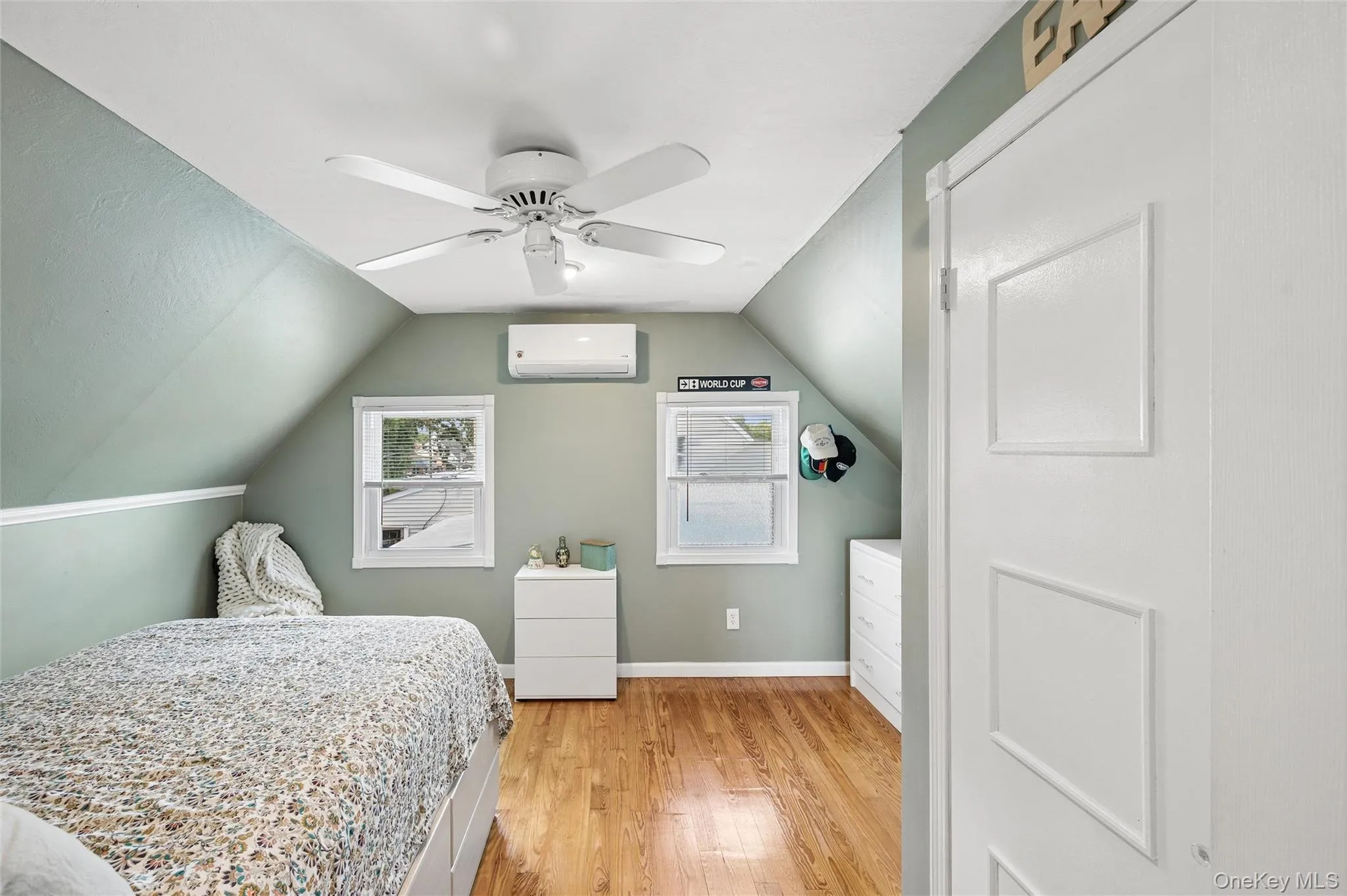 32 Carriage Lane, Hempstead, NY, 4 Bedrooms Bedrooms, 8 Rooms Rooms,3 BathroomsBathrooms,Residential,For Rent,Carriage,0,1012035 32 Carriage Lane, Hempstead, NY, 4 Bedrooms Bedrooms, 8 Rooms Rooms,3 BathroomsBathrooms,Residential,For Rent,Carriage,0,1012035