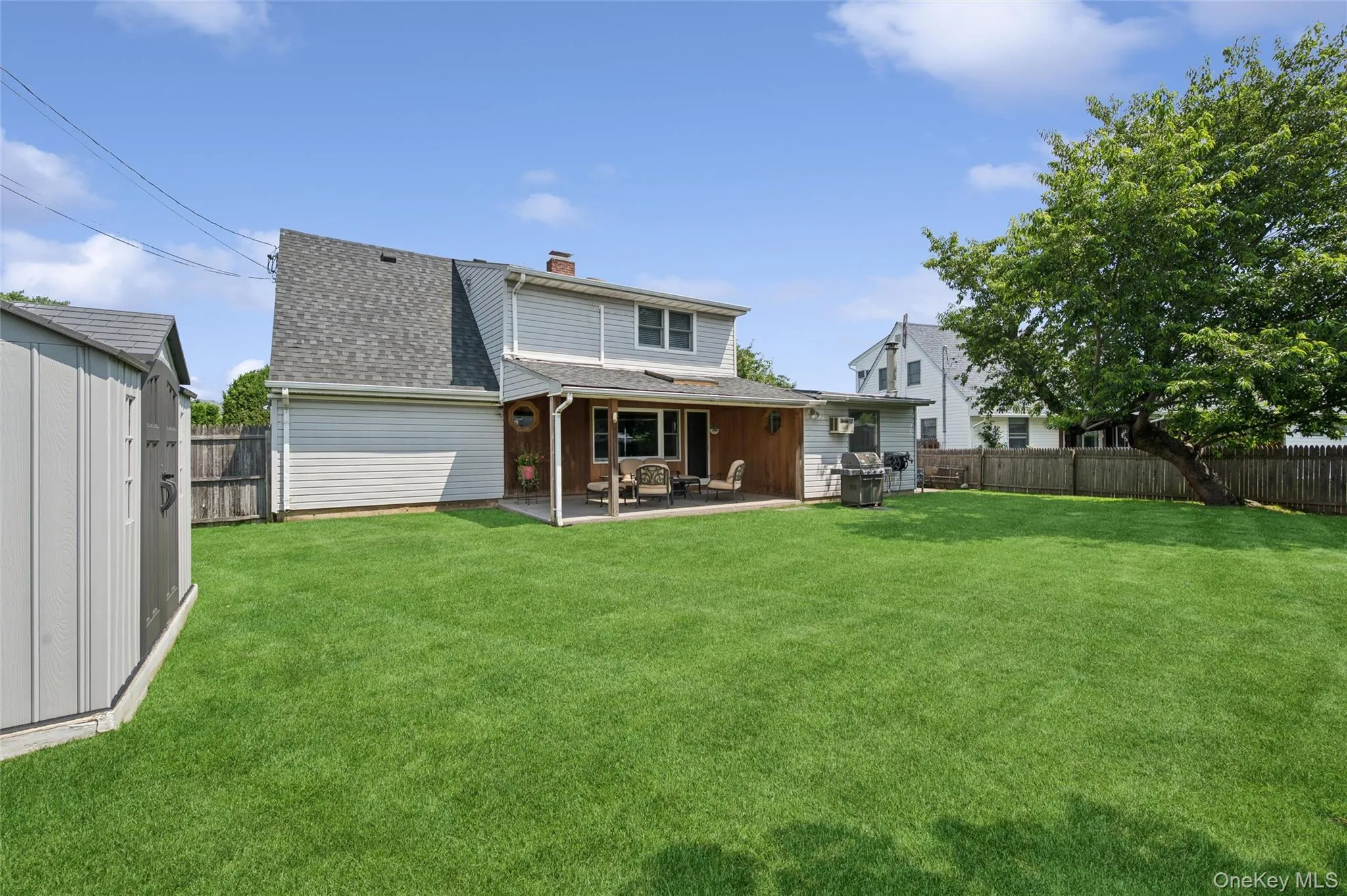 32 Carriage Lane, Hempstead, NY, 4 Bedrooms Bedrooms, 8 Rooms Rooms,3 BathroomsBathrooms,Residential,For Rent,Carriage,0,1012035 32 Carriage Lane, Hempstead, NY, 4 Bedrooms Bedrooms, 8 Rooms Rooms,3 BathroomsBathrooms,Residential,For Rent,Carriage,0,1012035
