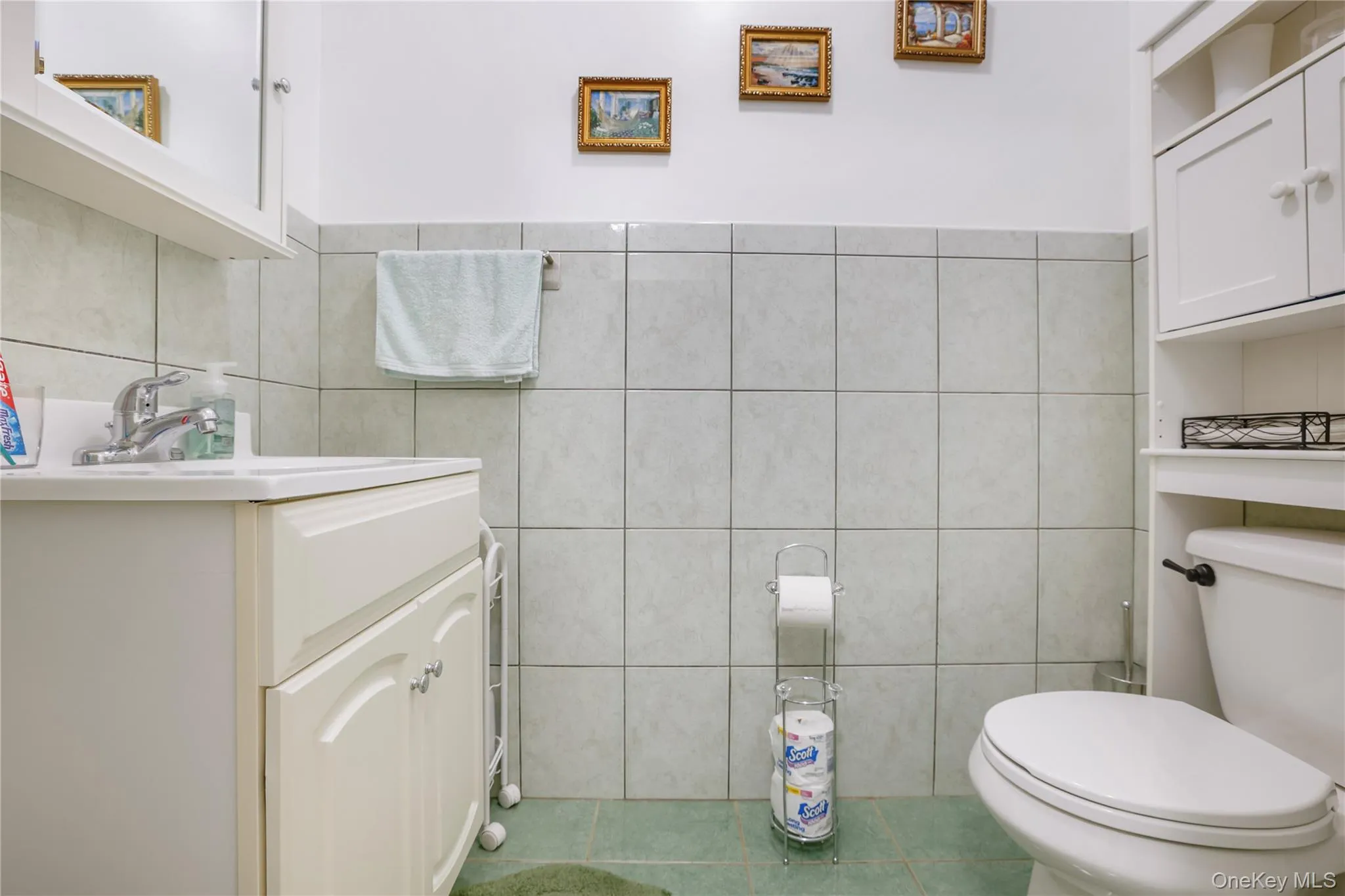 71-37 70 Street, New York, NY, 3 Bedrooms Bedrooms, 7 Rooms Rooms,1 BathroomBathrooms,Residential,For Rent,70,0,1012037 71-37 70 Street, New York, NY, 3 Bedrooms Bedrooms, 7 Rooms Rooms,1 BathroomBathrooms,Residential,For Rent,70,0,1012037
