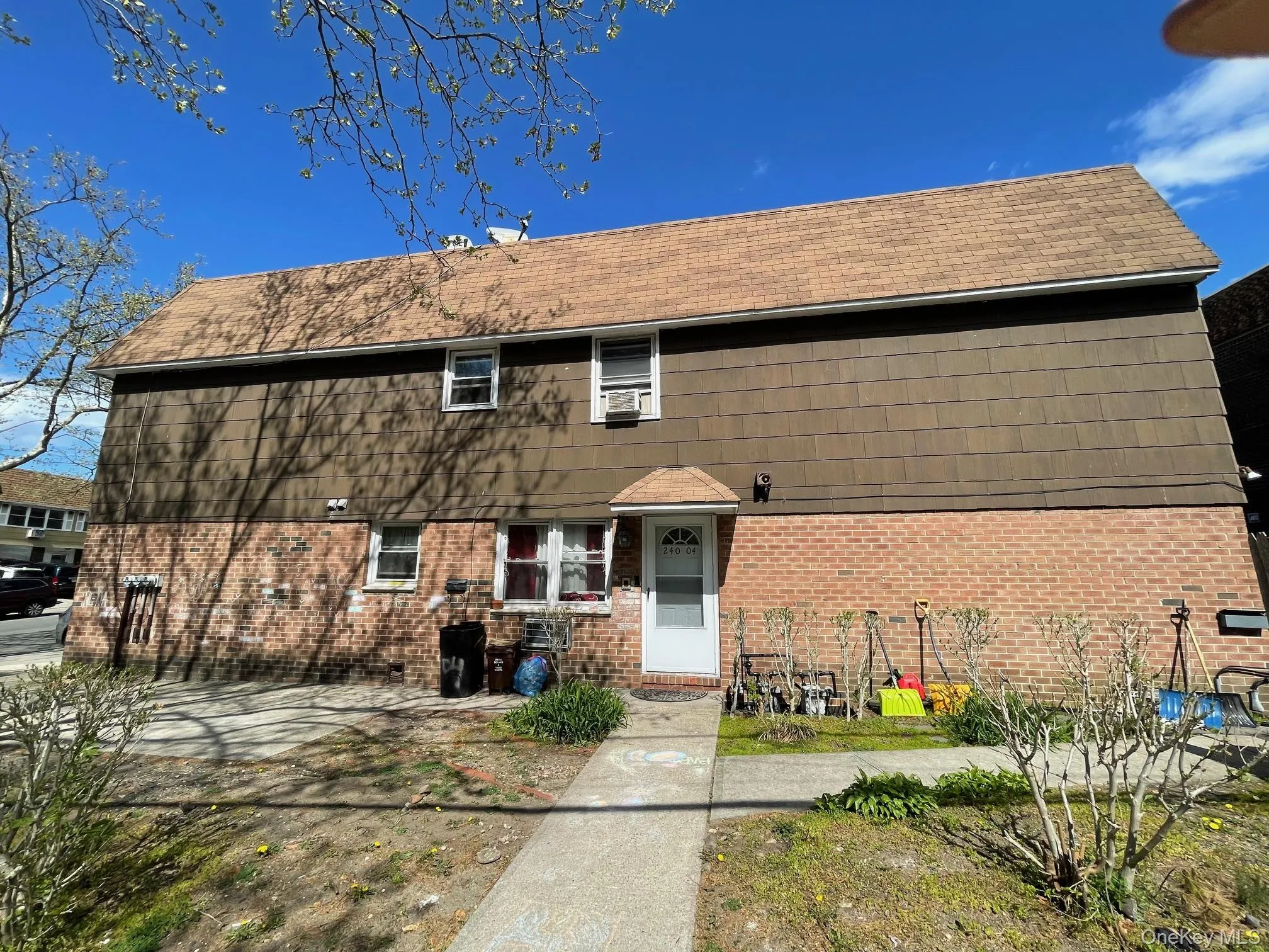 240-04 68th Avenue, New York, NY, 6 Bedrooms Bedrooms, 12 Rooms Rooms,4 BathroomsBathrooms,Residential,For Rent,68th,0,1012038 240-04 68th Avenue, New York, NY, 6 Bedrooms Bedrooms, 12 Rooms Rooms,4 BathroomsBathrooms,Residential,For Rent,68th,0,1012038