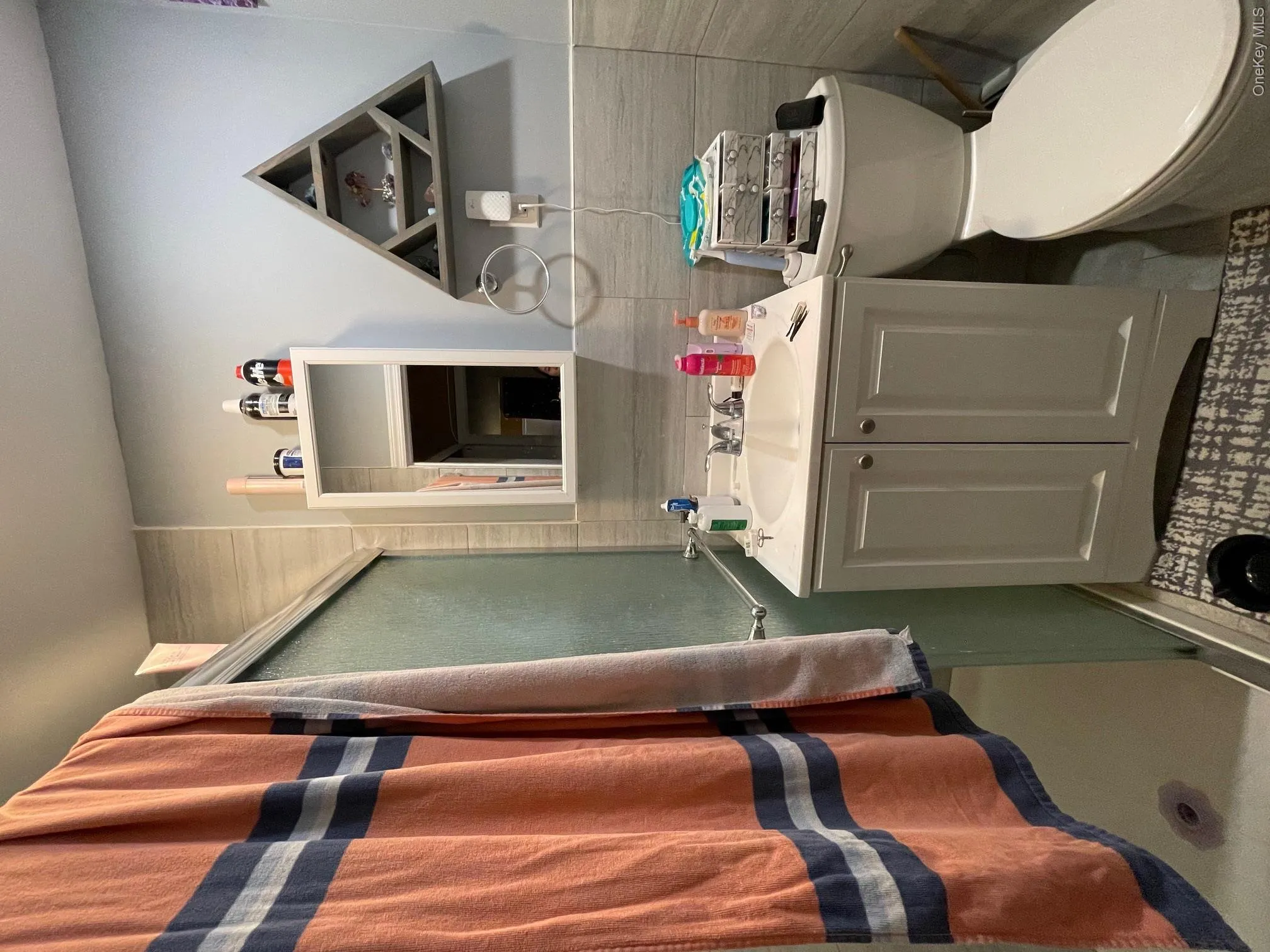 240-04 68th Avenue, New York, NY, 6 Bedrooms Bedrooms, 12 Rooms Rooms,4 BathroomsBathrooms,Residential,For Rent,68th,0,1012038 240-04 68th Avenue, New York, NY, 6 Bedrooms Bedrooms, 12 Rooms Rooms,4 BathroomsBathrooms,Residential,For Rent,68th,0,1012038