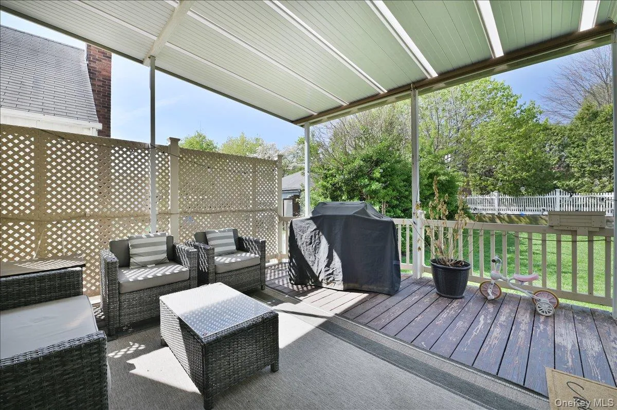 36 Barwick Street, Hempstead, NY, 4 Bedrooms Bedrooms, 10 Rooms Rooms,3 BathroomsBathrooms,Residential,For Rent,Barwick,0,1012042 36 Barwick Street, Hempstead, NY, 4 Bedrooms Bedrooms, 10 Rooms Rooms,3 BathroomsBathrooms,Residential,For Rent,Barwick,0,1012042