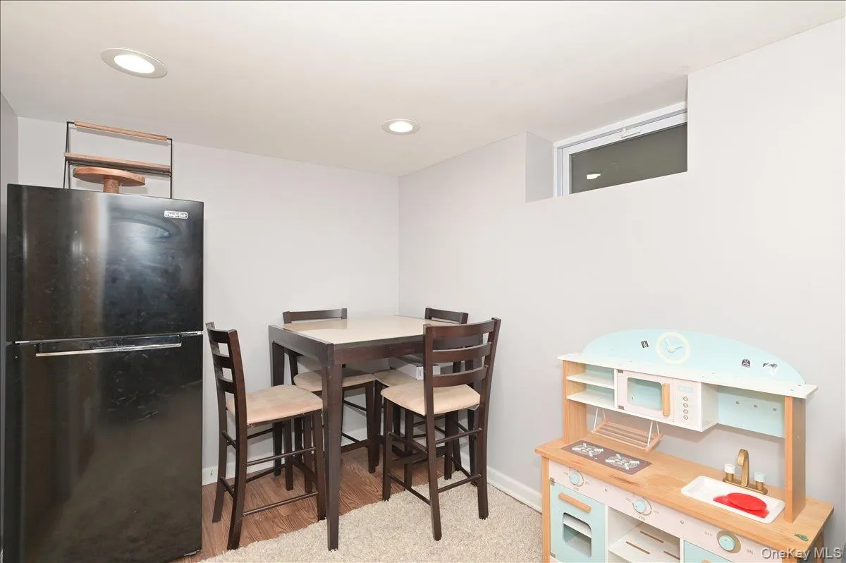 36 Barwick Street, Hempstead, NY, 4 Bedrooms Bedrooms, 10 Rooms Rooms,3 BathroomsBathrooms,Residential,For Rent,Barwick,0,1012042 36 Barwick Street, Hempstead, NY, 4 Bedrooms Bedrooms, 10 Rooms Rooms,3 BathroomsBathrooms,Residential,For Rent,Barwick,0,1012042