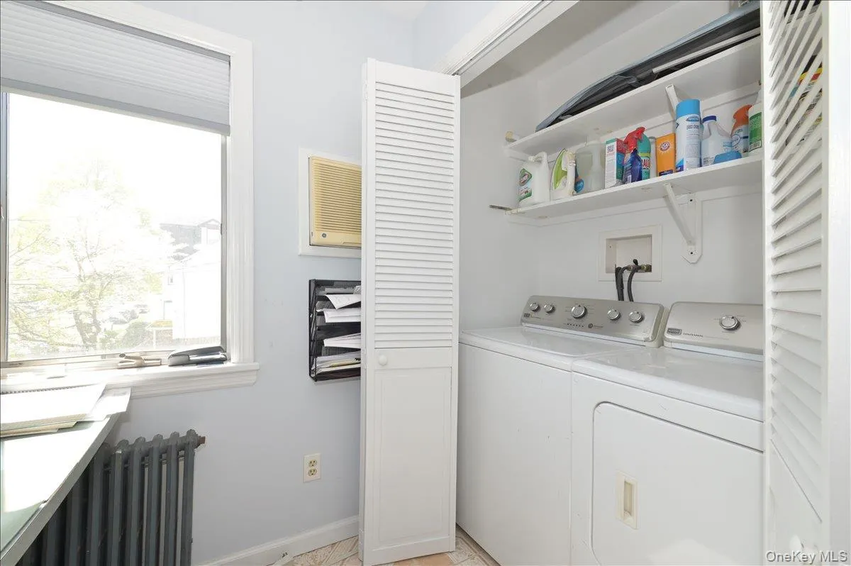 36 Barwick Street, Hempstead, NY, 4 Bedrooms Bedrooms, 10 Rooms Rooms,3 BathroomsBathrooms,Residential,For Rent,Barwick,0,1012042 36 Barwick Street, Hempstead, NY, 4 Bedrooms Bedrooms, 10 Rooms Rooms,3 BathroomsBathrooms,Residential,For Rent,Barwick,0,1012042