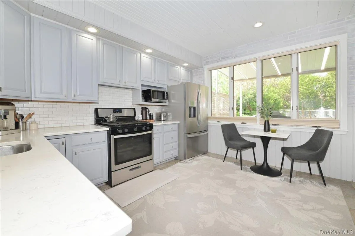 36 Barwick Street, Hempstead, NY, 4 Bedrooms Bedrooms, 10 Rooms Rooms,3 BathroomsBathrooms,Residential,For Rent,Barwick,0,1012042 36 Barwick Street, Hempstead, NY, 4 Bedrooms Bedrooms, 10 Rooms Rooms,3 BathroomsBathrooms,Residential,For Rent,Barwick,0,1012042