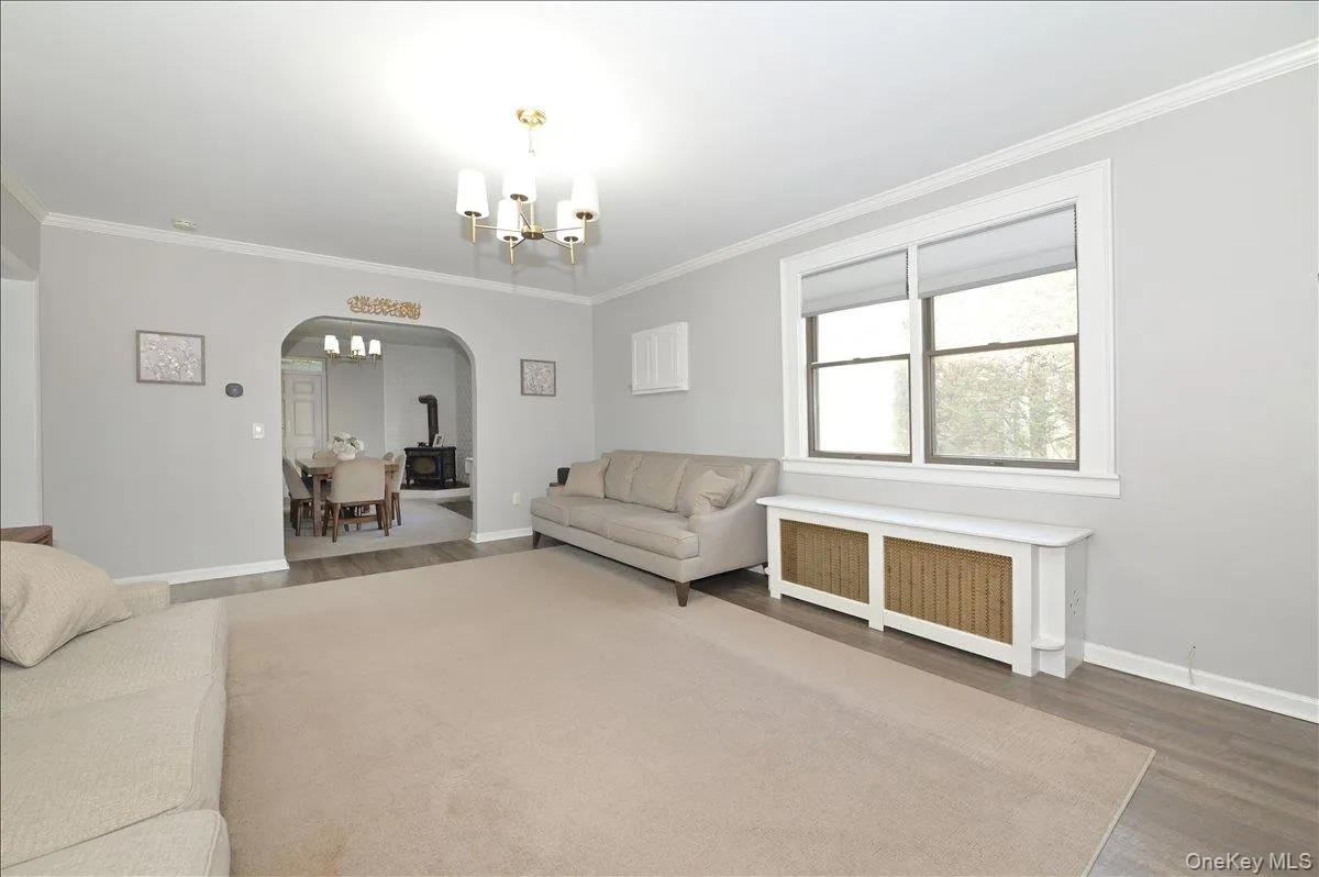 36 Barwick Street, Hempstead, NY, 4 Bedrooms Bedrooms, 10 Rooms Rooms,3 BathroomsBathrooms,Residential,For Rent,Barwick,0,1012042 36 Barwick Street, Hempstead, NY, 4 Bedrooms Bedrooms, 10 Rooms Rooms,3 BathroomsBathrooms,Residential,For Rent,Barwick,0,1012042