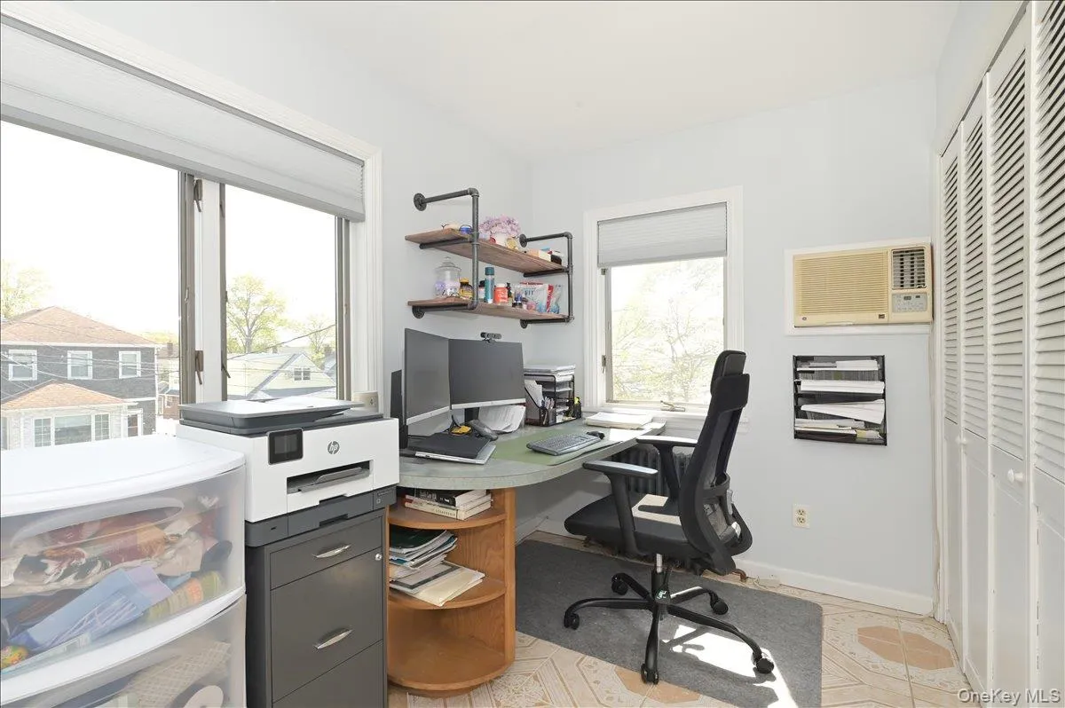 36 Barwick Street, Hempstead, NY, 4 Bedrooms Bedrooms, 10 Rooms Rooms,3 BathroomsBathrooms,Residential,For Rent,Barwick,0,1012042 36 Barwick Street, Hempstead, NY, 4 Bedrooms Bedrooms, 10 Rooms Rooms,3 BathroomsBathrooms,Residential,For Rent,Barwick,0,1012042