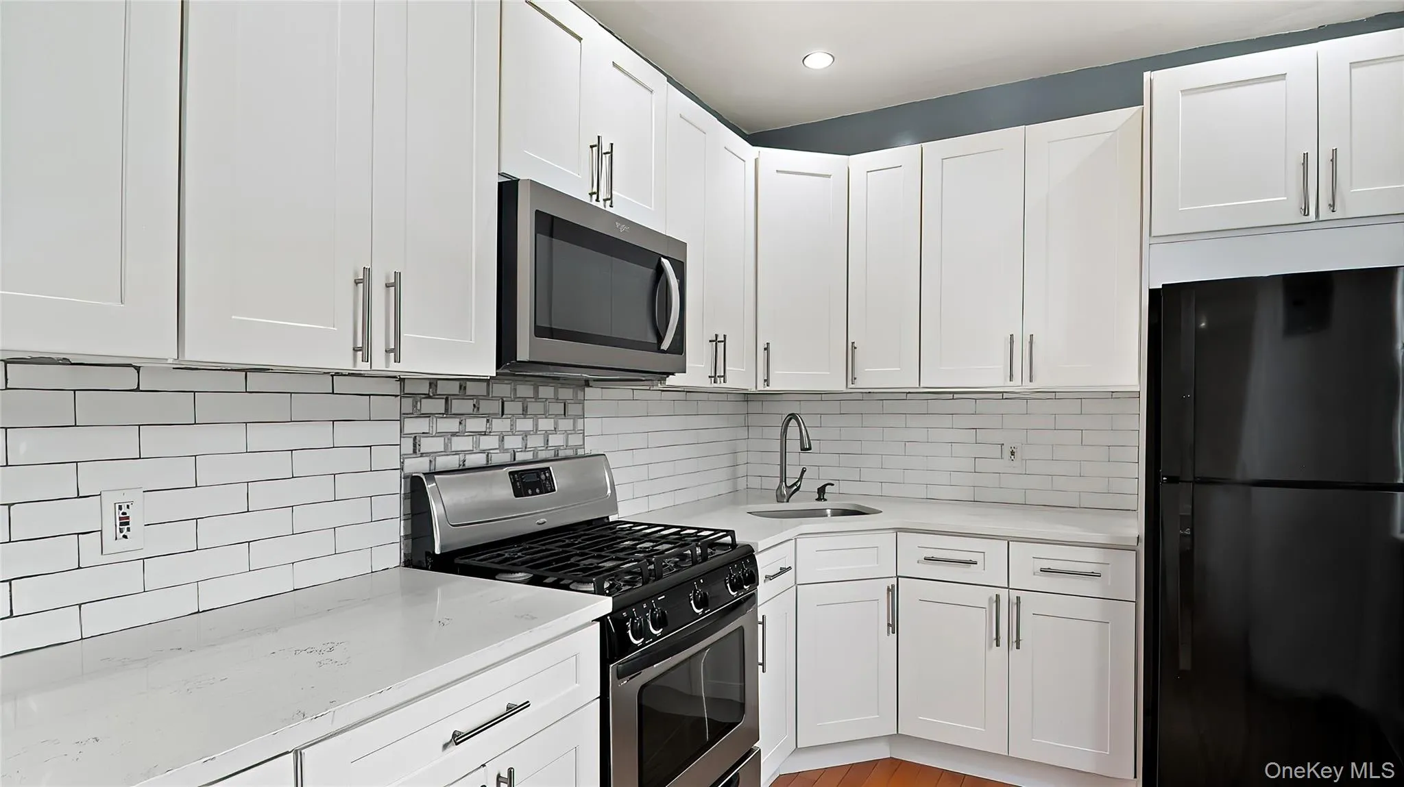1129 221st, New York, NY, 2 Bedrooms Bedrooms, 6 Rooms Rooms,1 BathroomBathrooms,Residential Lease,For Rent,221st,0,1012045 1129 221st, New York, NY, 2 Bedrooms Bedrooms, 6 Rooms Rooms,1 BathroomBathrooms,Residential Lease,For Rent,221st,0,1012045