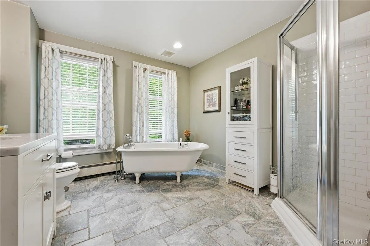 39 Little East Neck Road, Babylon, NY, 5 Bedrooms Bedrooms, 11 Rooms Rooms,2 BathroomsBathrooms,Residential,For Rent,Little East Neck,0,1012049 39 Little East Neck Road, Babylon, NY, 5 Bedrooms Bedrooms, 11 Rooms Rooms,2 BathroomsBathrooms,Residential,For Rent,Little East Neck,0,1012049