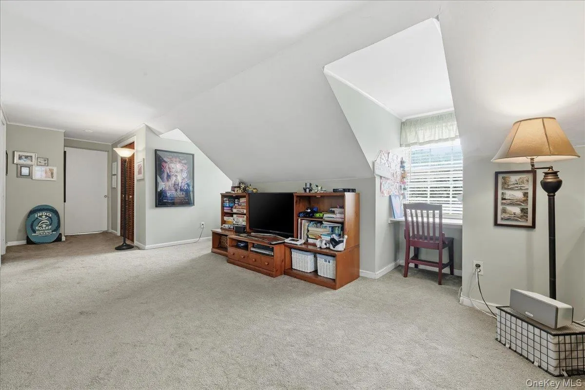 39 Little East Neck Road, Babylon, NY, 5 Bedrooms Bedrooms, 11 Rooms Rooms,2 BathroomsBathrooms,Residential,For Rent,Little East Neck,0,1012049 39 Little East Neck Road, Babylon, NY, 5 Bedrooms Bedrooms, 11 Rooms Rooms,2 BathroomsBathrooms,Residential,For Rent,Little East Neck,0,1012049