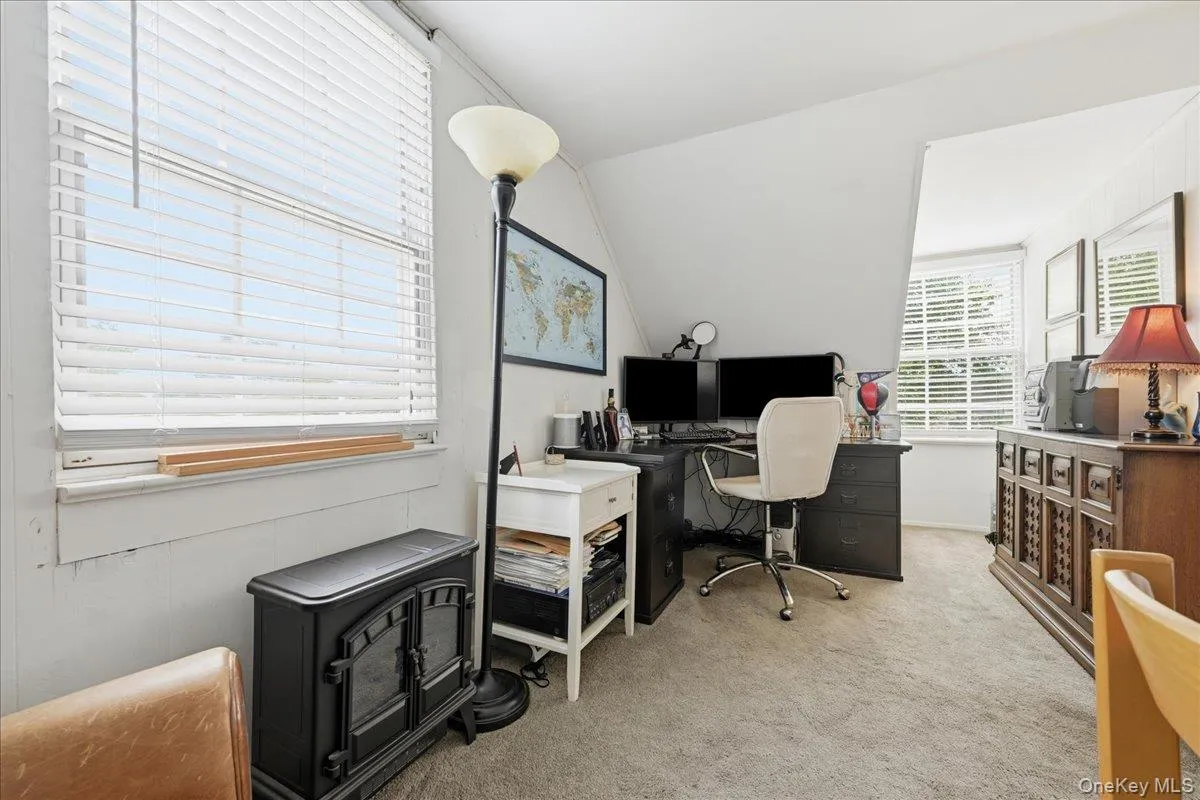 39 Little East Neck Road, Babylon, NY, 5 Bedrooms Bedrooms, 11 Rooms Rooms,2 BathroomsBathrooms,Residential,For Rent,Little East Neck,0,1012049 39 Little East Neck Road, Babylon, NY, 5 Bedrooms Bedrooms, 11 Rooms Rooms,2 BathroomsBathrooms,Residential,For Rent,Little East Neck,0,1012049
